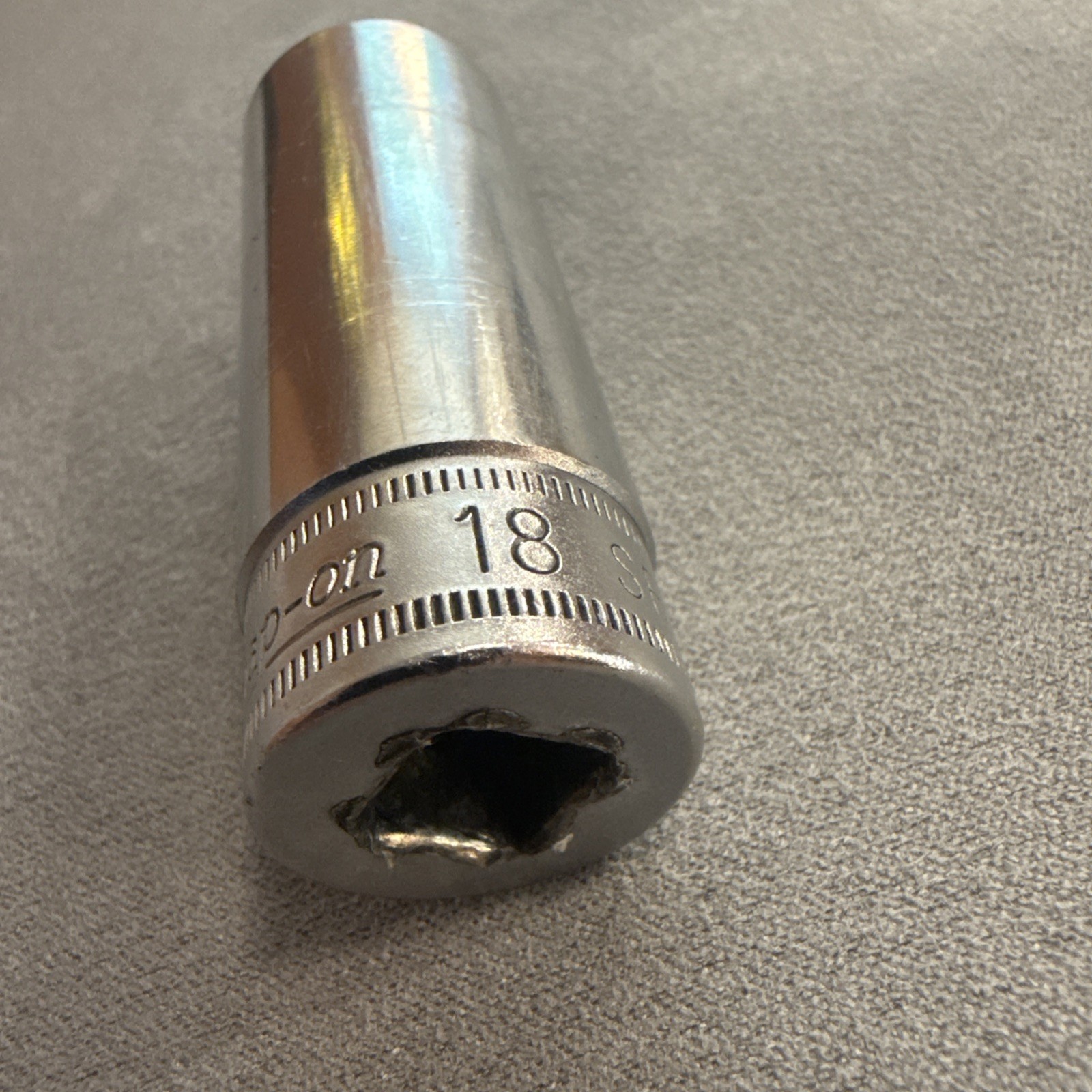 Snap On Tools 18mm 6 Point Deep Socket SFSM18 Vintage USA