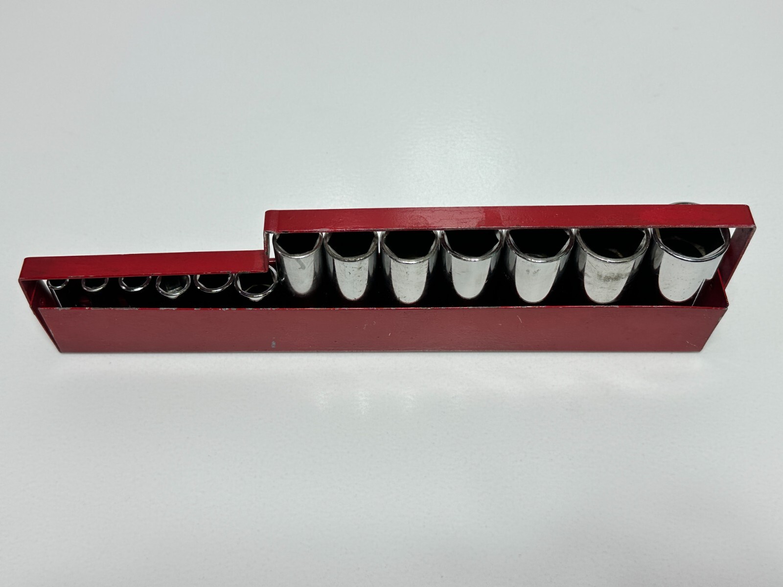 Matco Tools USA 13pc SAE 1/4″ to 1″ Deep Chrome Socket Set – 3/8″ Drive, 6 Point
