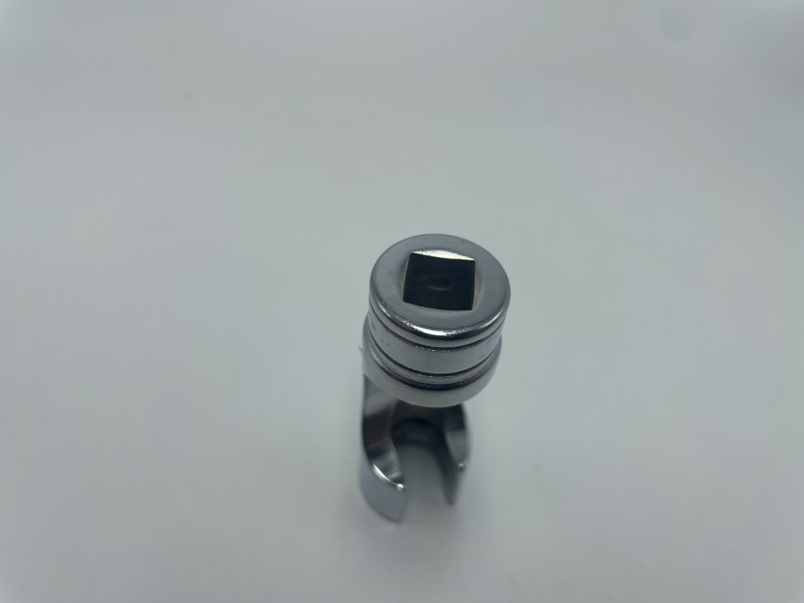 Snap-on FRX181 3/8″ Drive 6-Point SAE 9/16″ Flank Drive® Flare Nut Socket