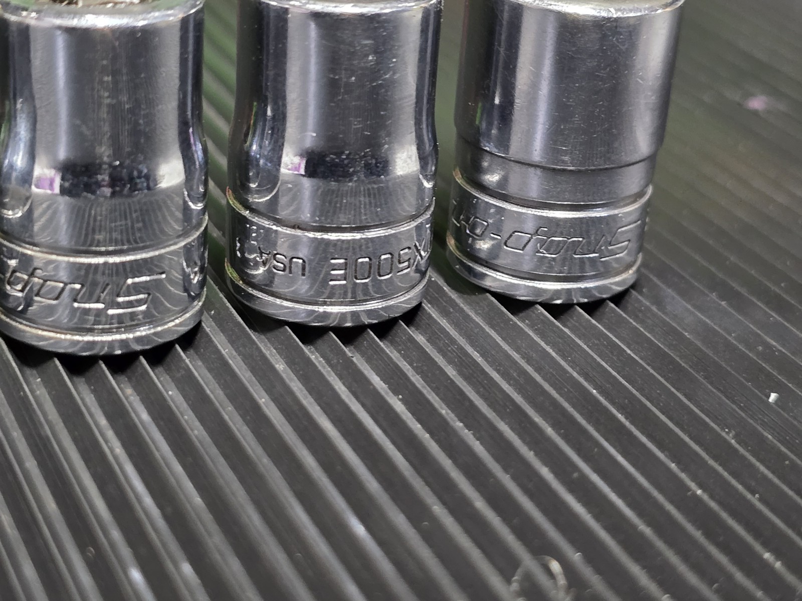 Snap On 5 Piece 3/8 Drive Torx Socket Set. Excellent Condition. Sizes Listed