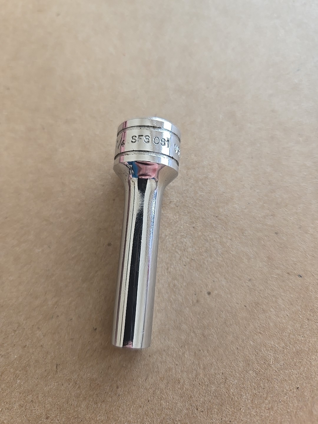 Snap On 3/8″ Drive 1/4″ 6PT SAE Deep Chrome Socket SFS081