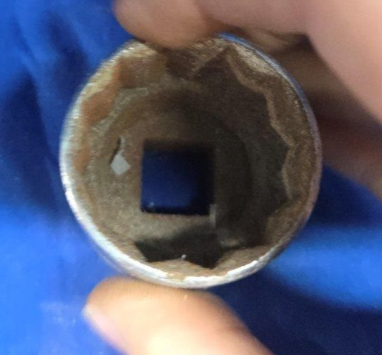 Indestro Super 1236 Socket – 12-Point Standard Socket – Large 1 1/8” Socket