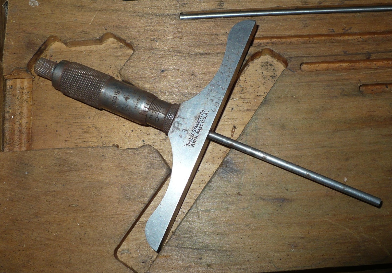 Vintage Starrett 440-B Depth Micrometer and Rods, Wooden Box