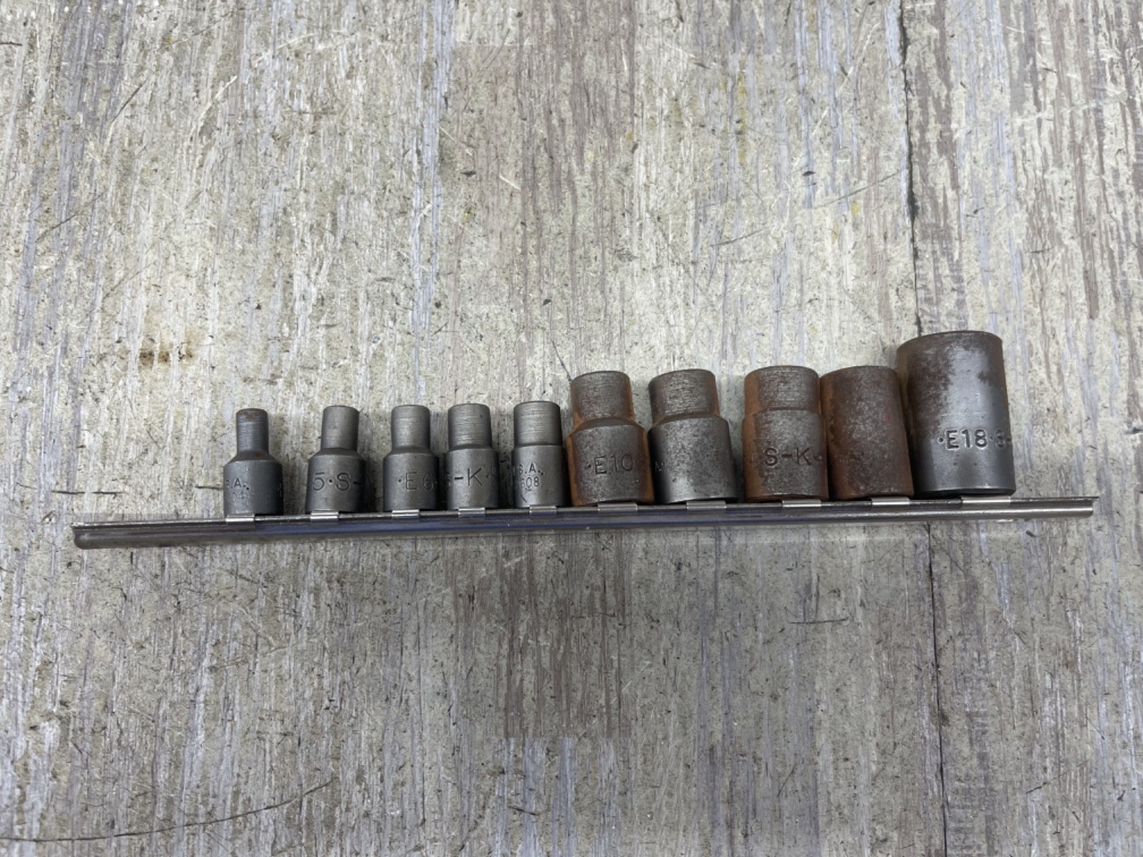 S-K Hand Tools 10pc Set USA ~ Female Torx Socket Set 3/8″ & 1/4 Dr E16, E14 + 7