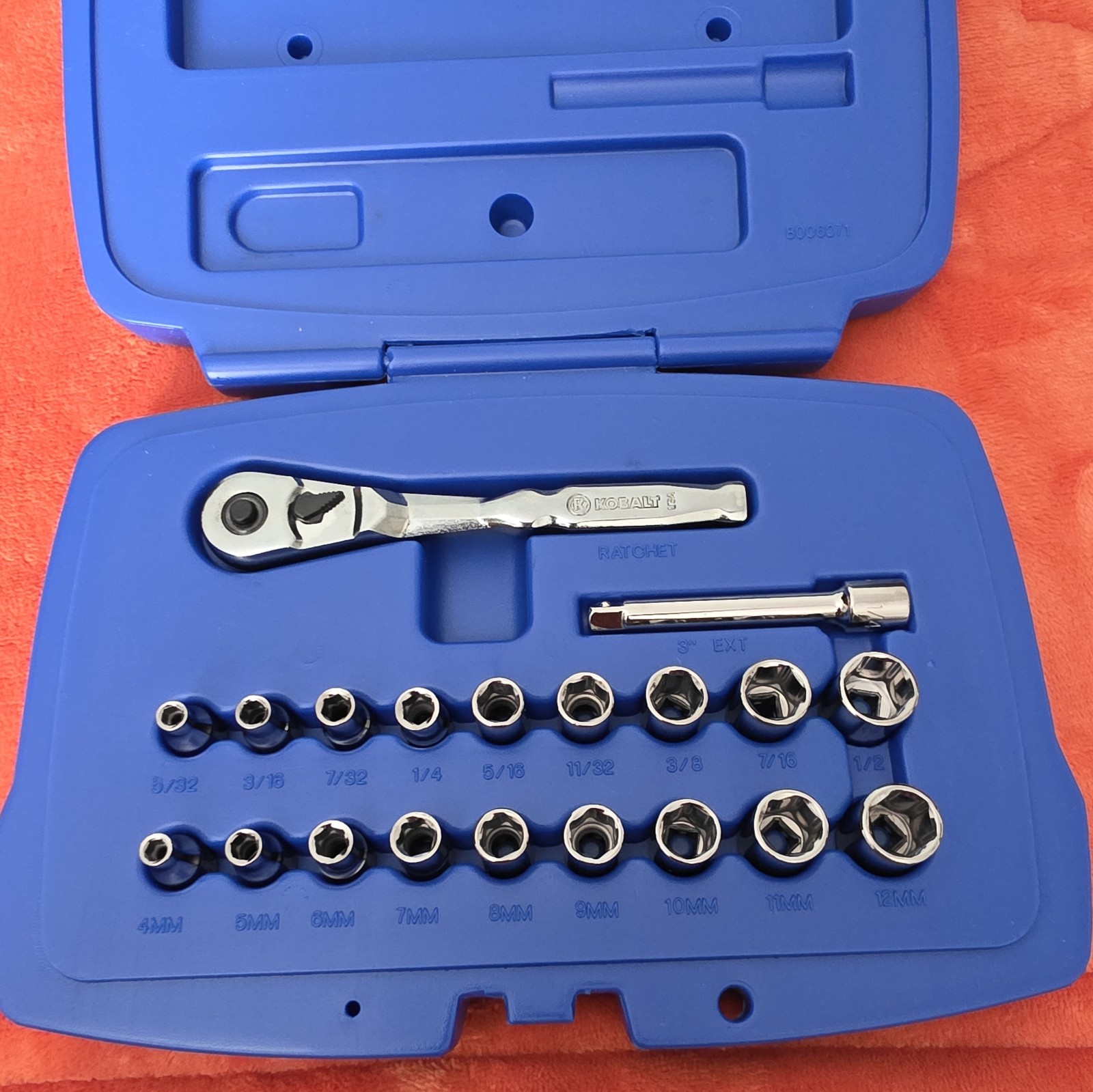 KOBALT 1/4″ DR 20 PC METRIC & SAE SOCKET SET