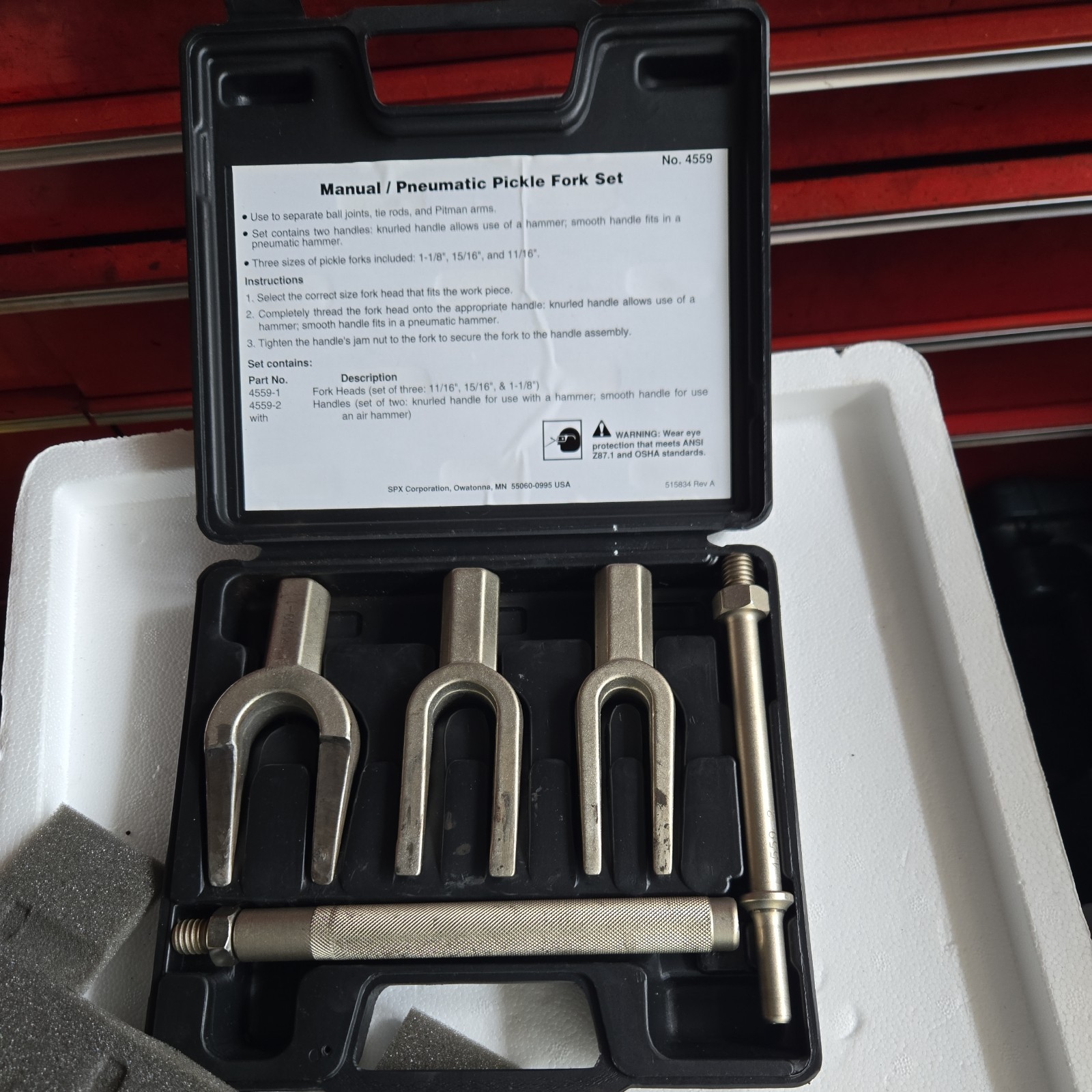OTC Stinger Manual/ Pneumatic Pickle Fork Set In Hard Case 4559 Tie Rod