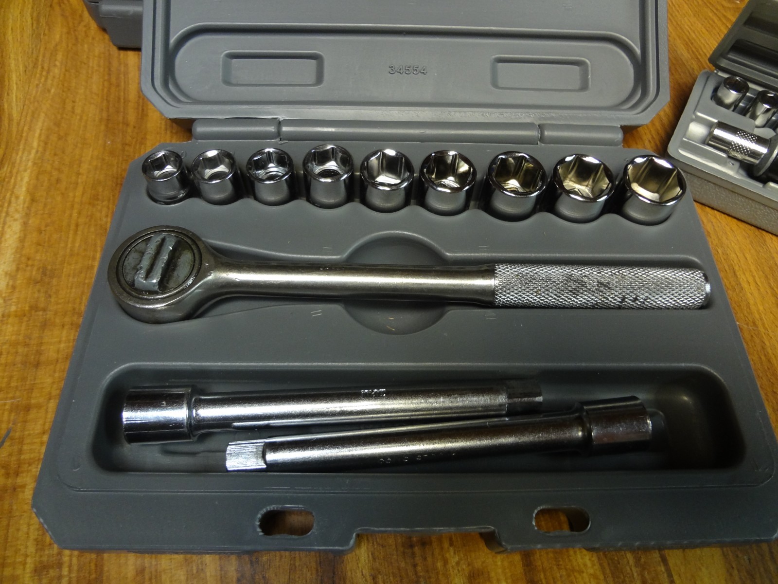 3 Sets 2 Craftsman 1 unbranded. 34554 34861 1/4″ + 3/8″ Sockets+ Retching Driver