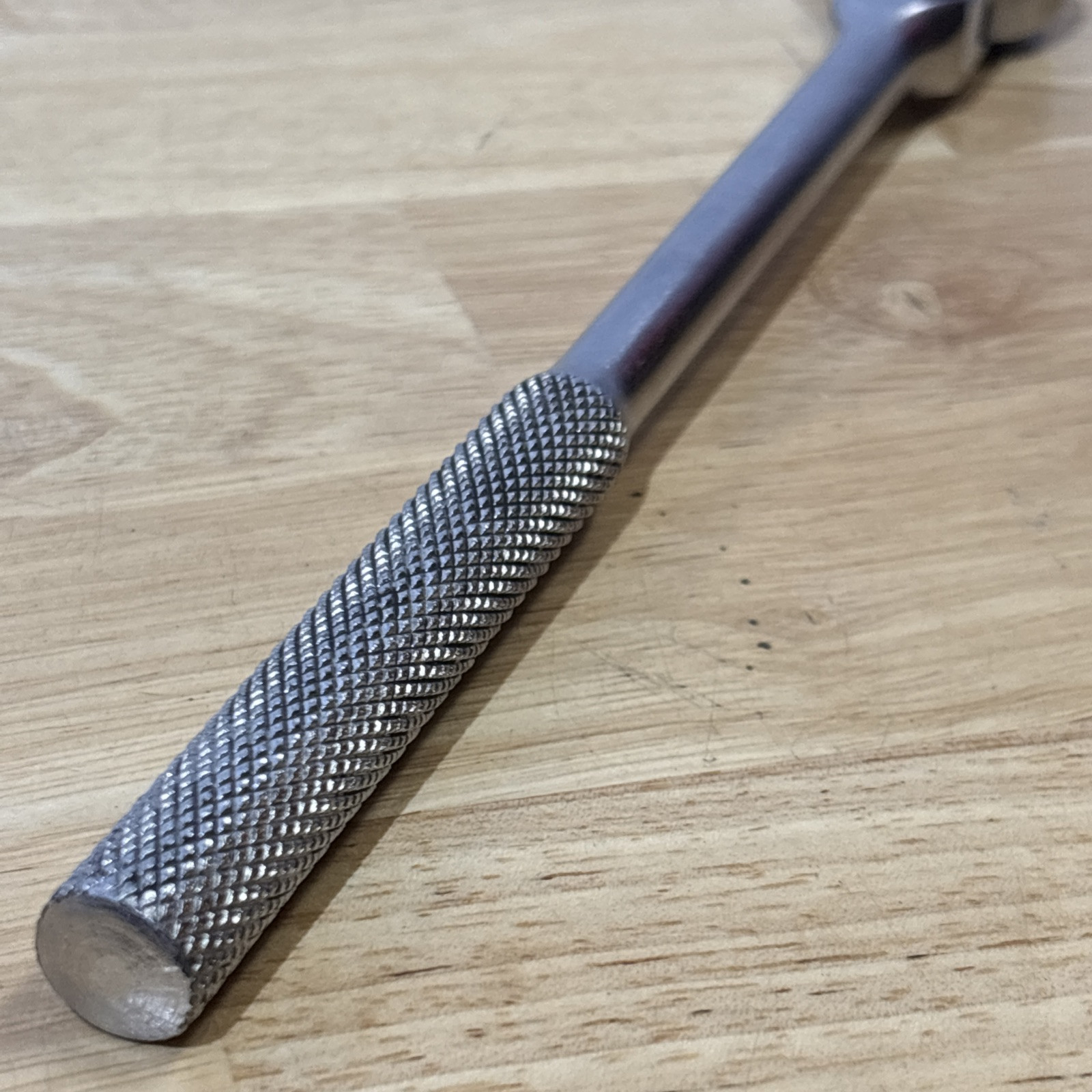 Dayton 11″ Flex Head Ratchet 3/8″ Drive Knurled Handle 4×991 USA