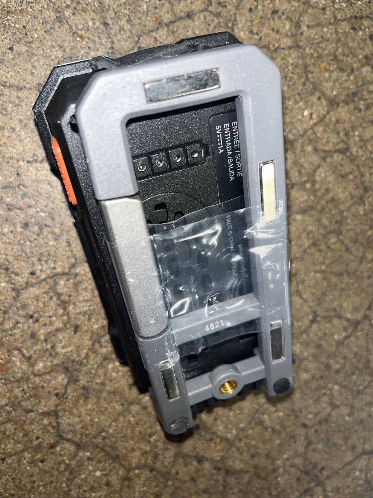 Infinity X1 Rechargeable WorkLight with Bluetooth Speaker 700 Lumens