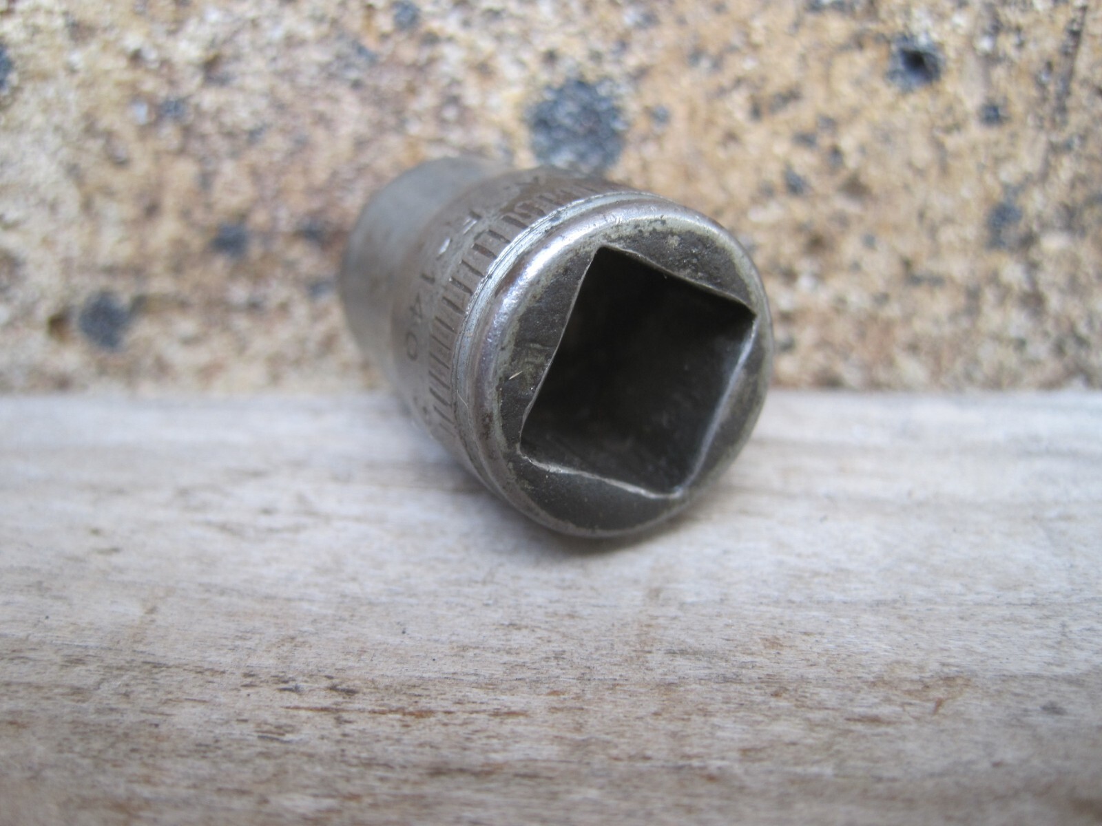 VINTAGE 1940s Snap-on 7/16″ F-140 3/8″ drive 12-point Shallow Socket