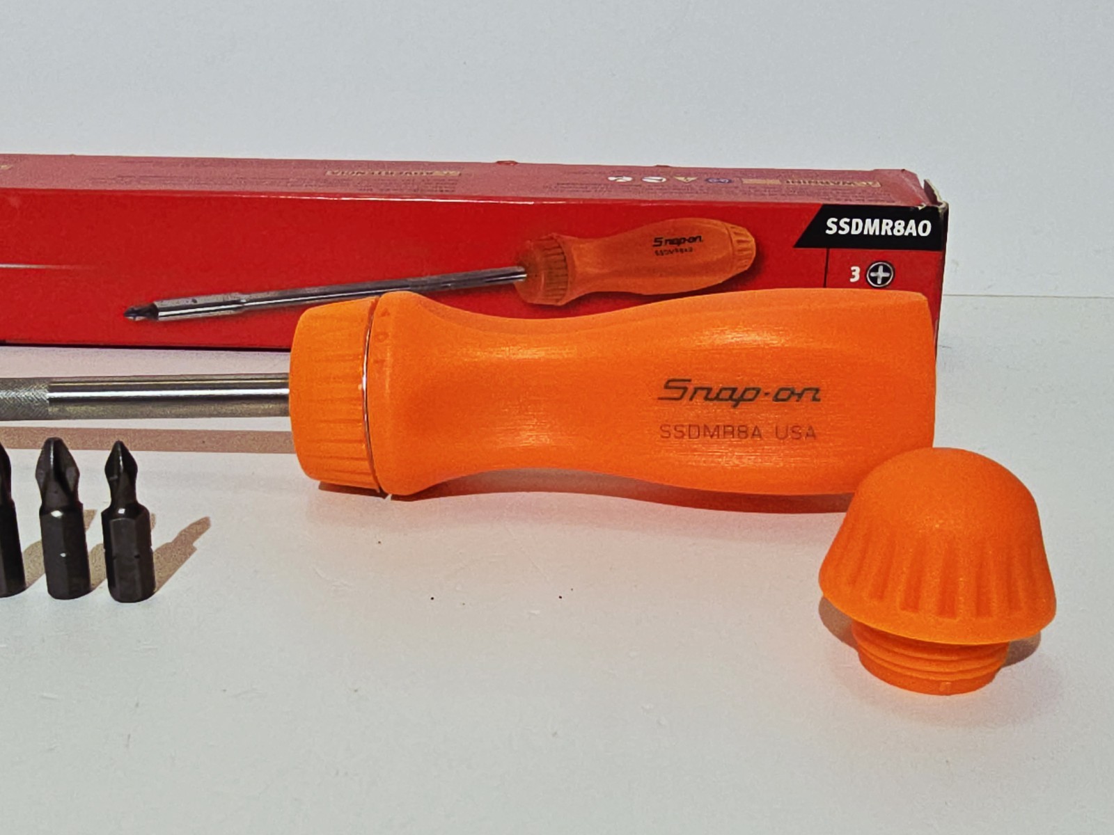 Snap-on Tools USA NEW ORANGE Hard Grip 8″ Shaft Ratcheting Screwdriver SSDMR8A