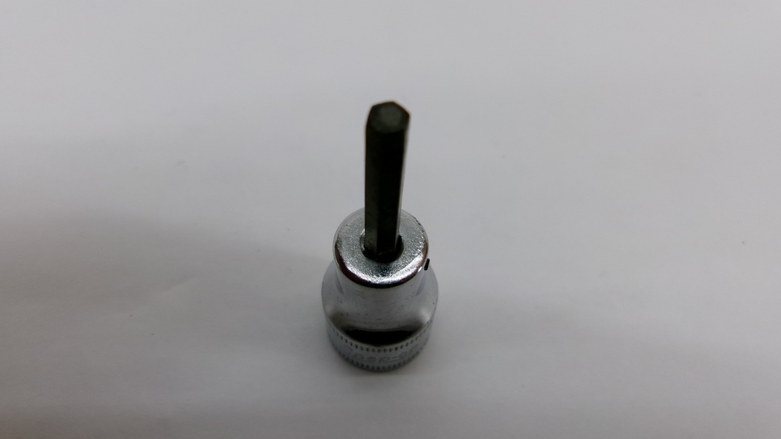 Snap-on tools USA metric 3/8″ drive 4mm Standard Hex Bit Socket FAM4A Nice!