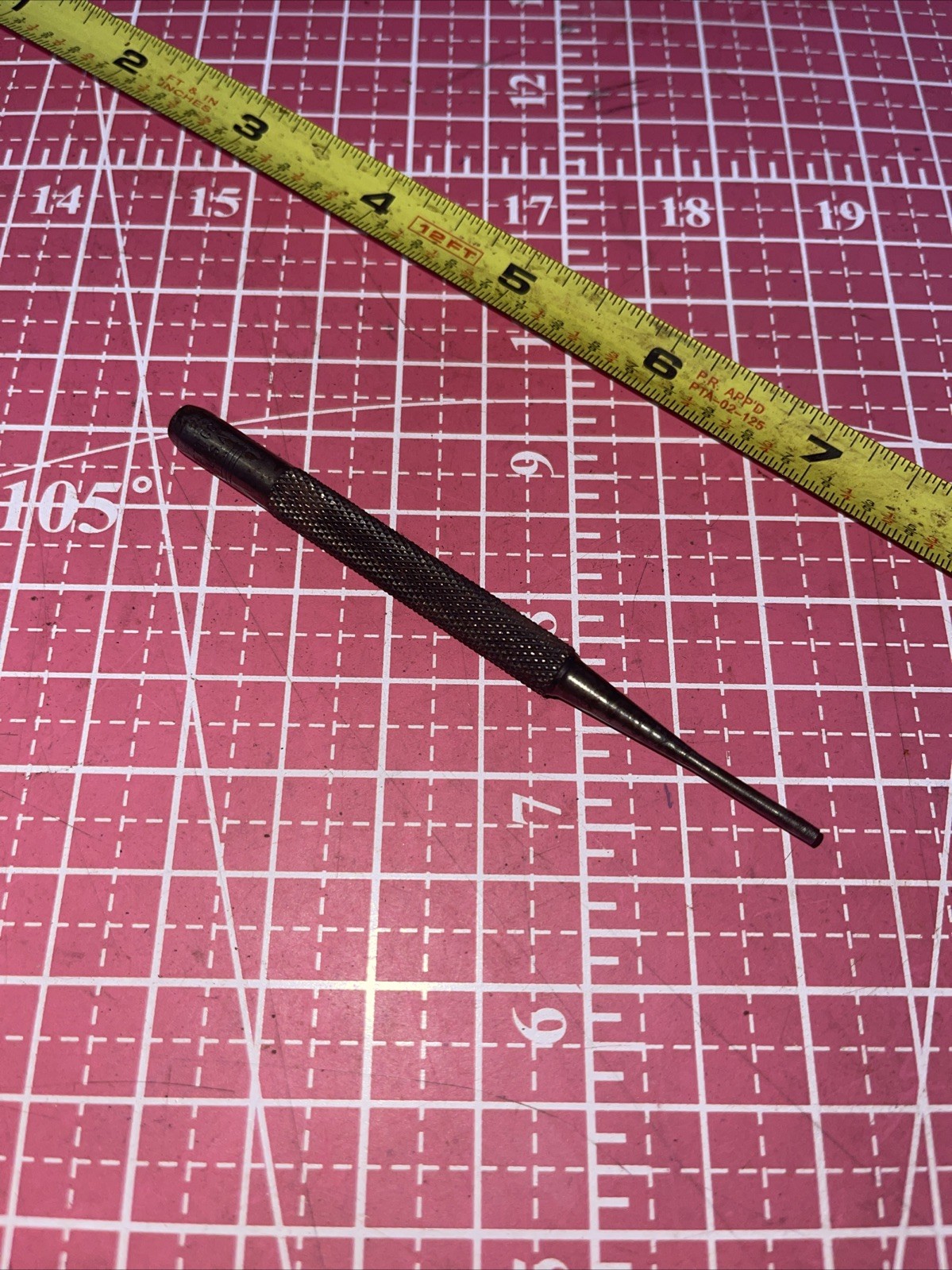 LS Starrett USA 3/32 In SAE Machinist Punch Vintage L.S. Knurled Grip