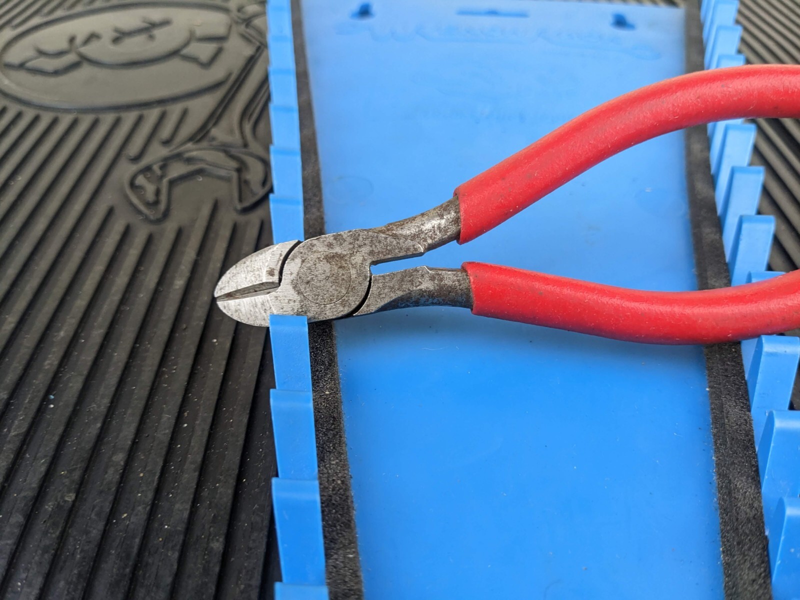 #bb284 Snap-On Tools USA 85BCP Diagonal Cutter 5″ Precision Pliers – Red