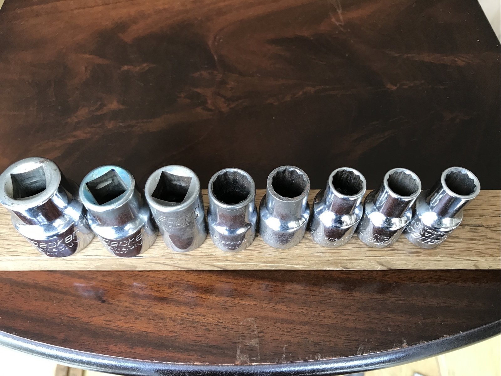 8 Vintage Black & Decker Sockets 15/16” To 7/16” AF & 11 mm With 1/2” Drive.