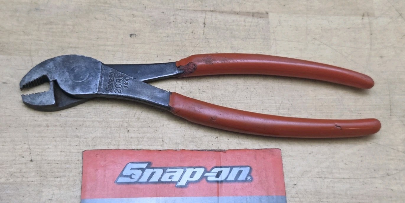 Vintage Snap On 208B – 8″ Long Angle Nose Battery Terminal Pliers