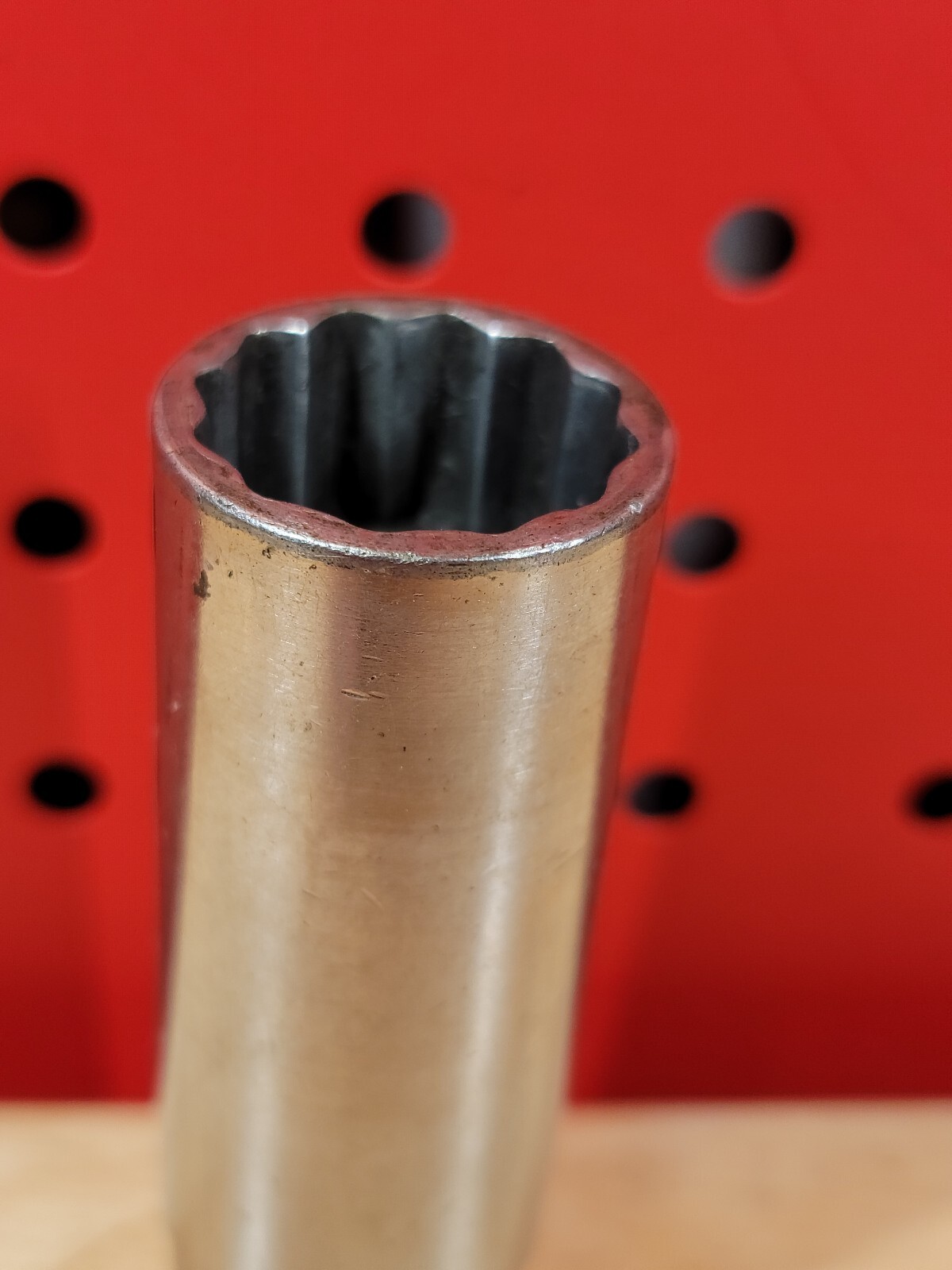 Snap-on Tools S261 13/16″ SAE 1/2″ Drive Deep 12-Point Socket USA