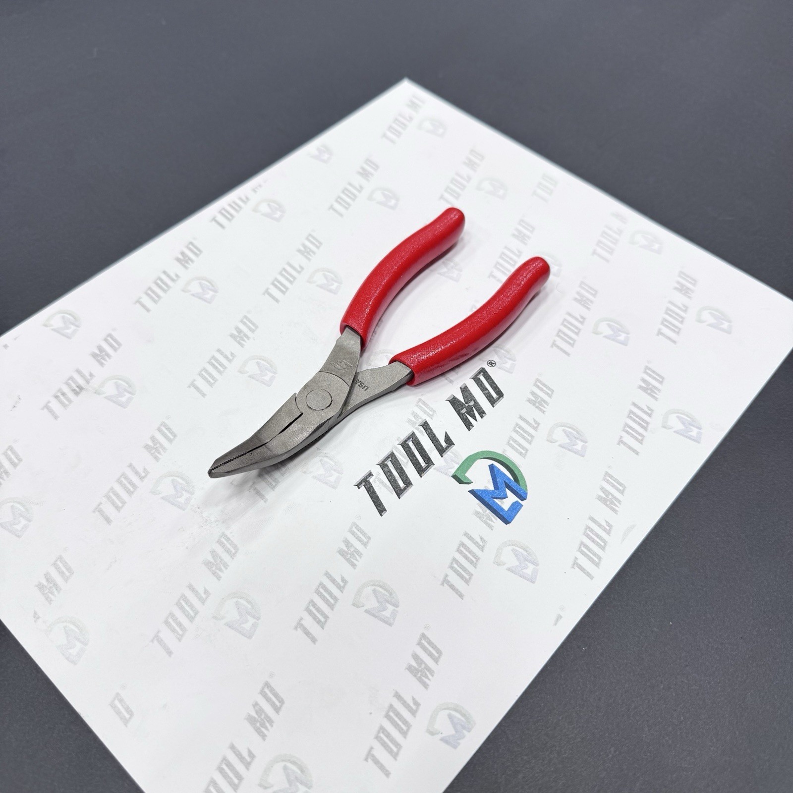 Snap-on Tools USA NEW RED Soft Grip 6″ Talon Grip 35° Needle Nose Pliers 495CF