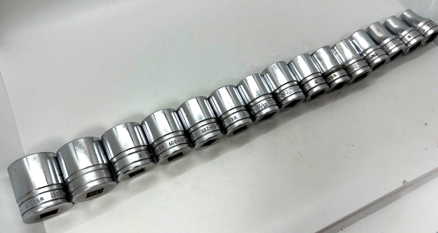 Snap On Tools USA 1/2″ Shallow SAE 3/8″- 1-1/8″ Socket Set Lot 12-PT Red Tray