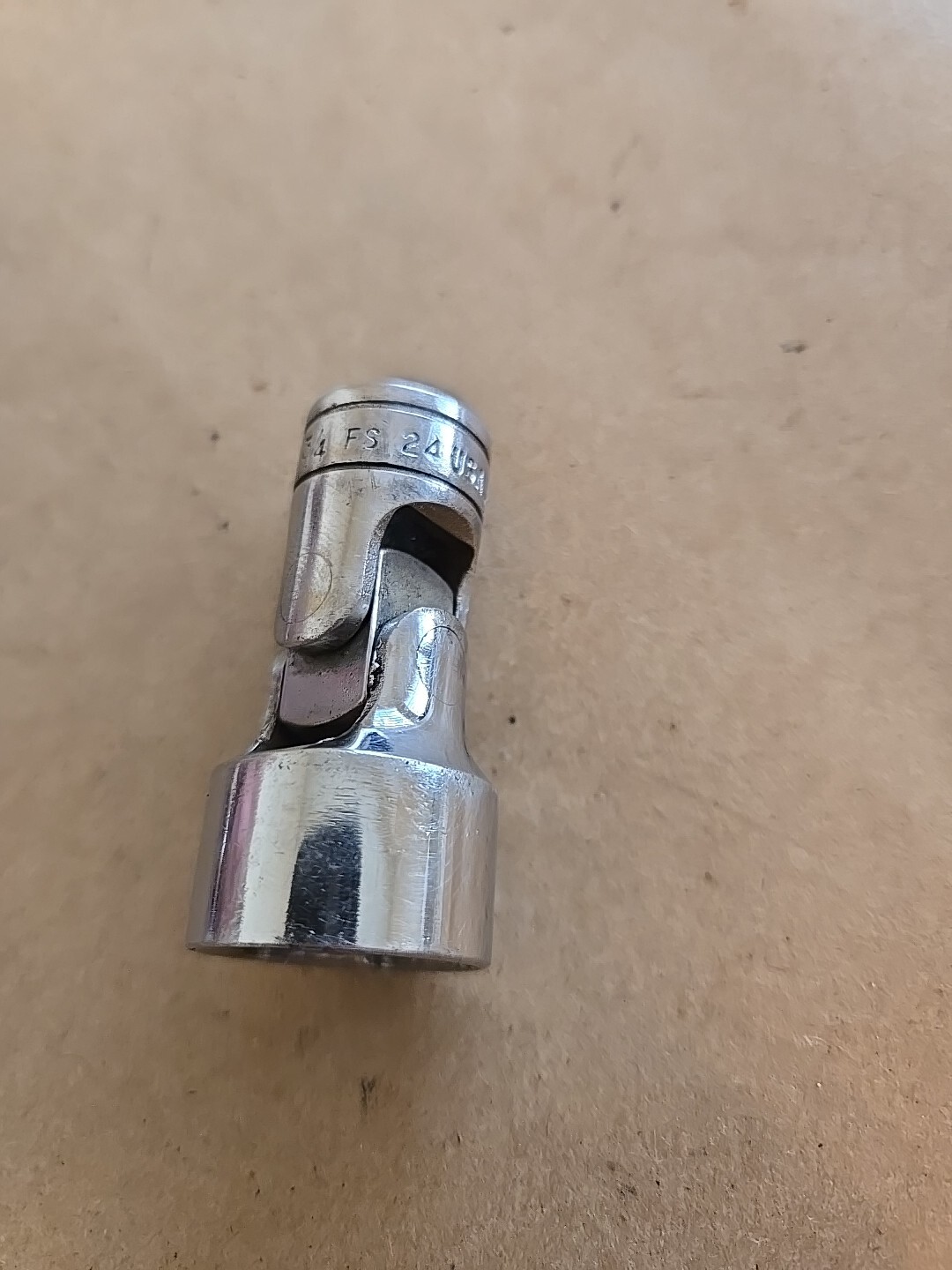 Snap On 3/8″ Drive 3/4″ 6PT Chrome Swivel Socket FS24