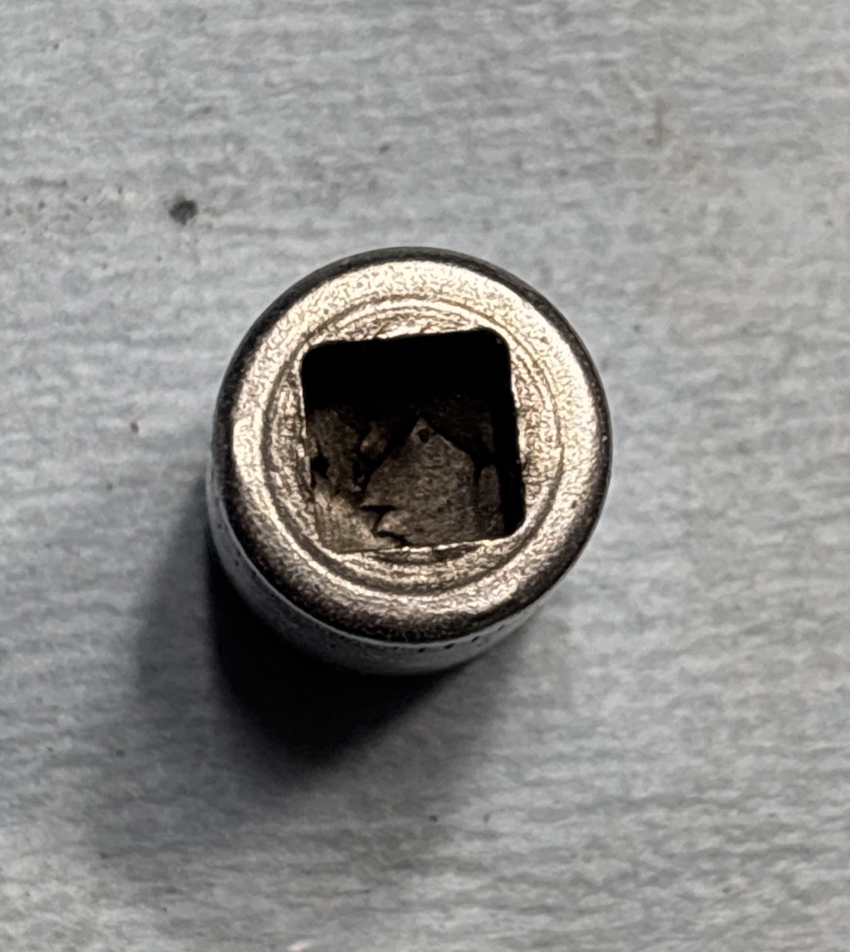 Vintage M-410 Snap-on 9/32 drive Midget socket 8 Point 5/16″ – 1933 date marking