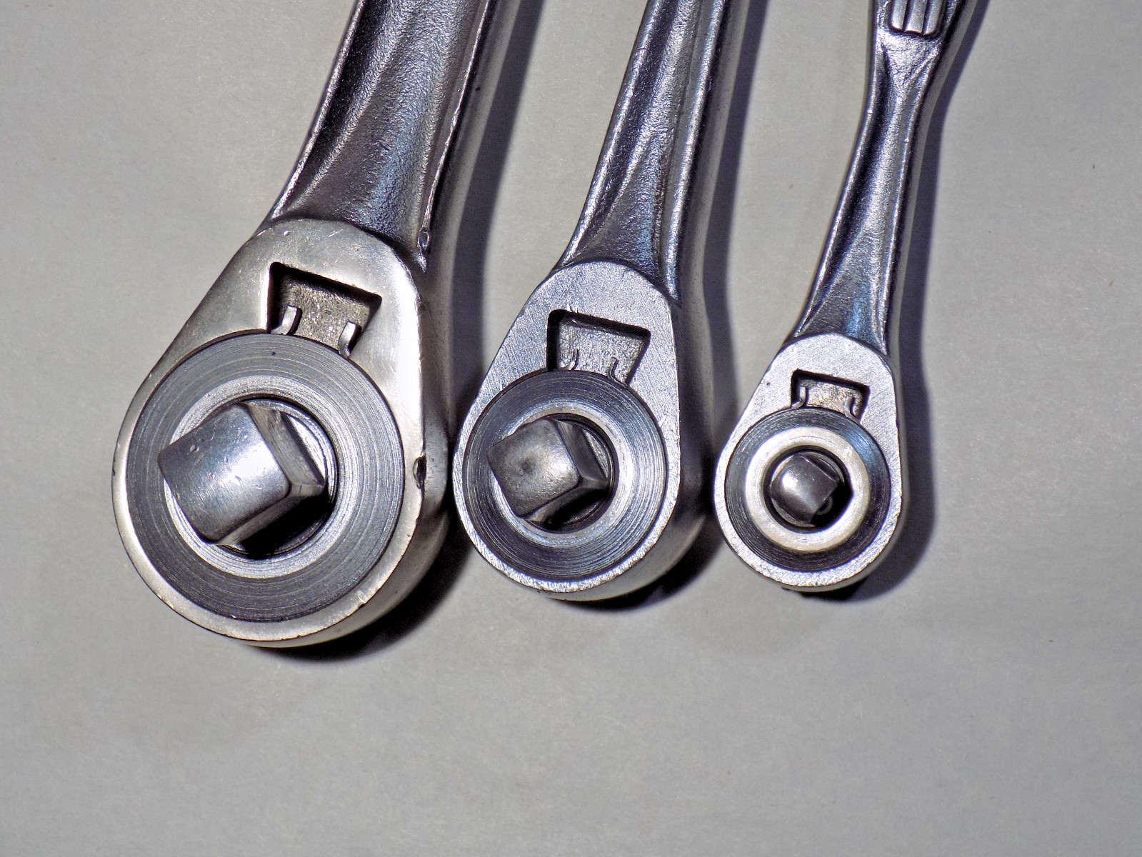 (3)Nice Flying V Craftsman Ratchets1/4″-1/2″-100% Smooth Crisp Action-No Etching