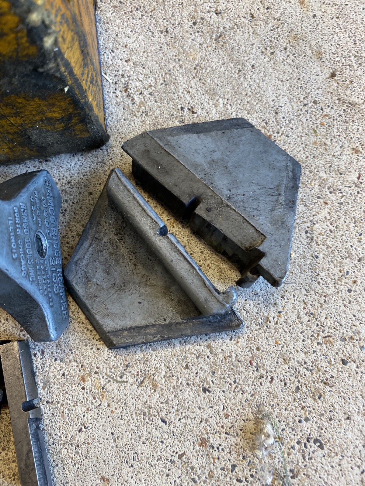 Ammco Model 2100 Ridge Reamer Range 2-9/16″ to 5″