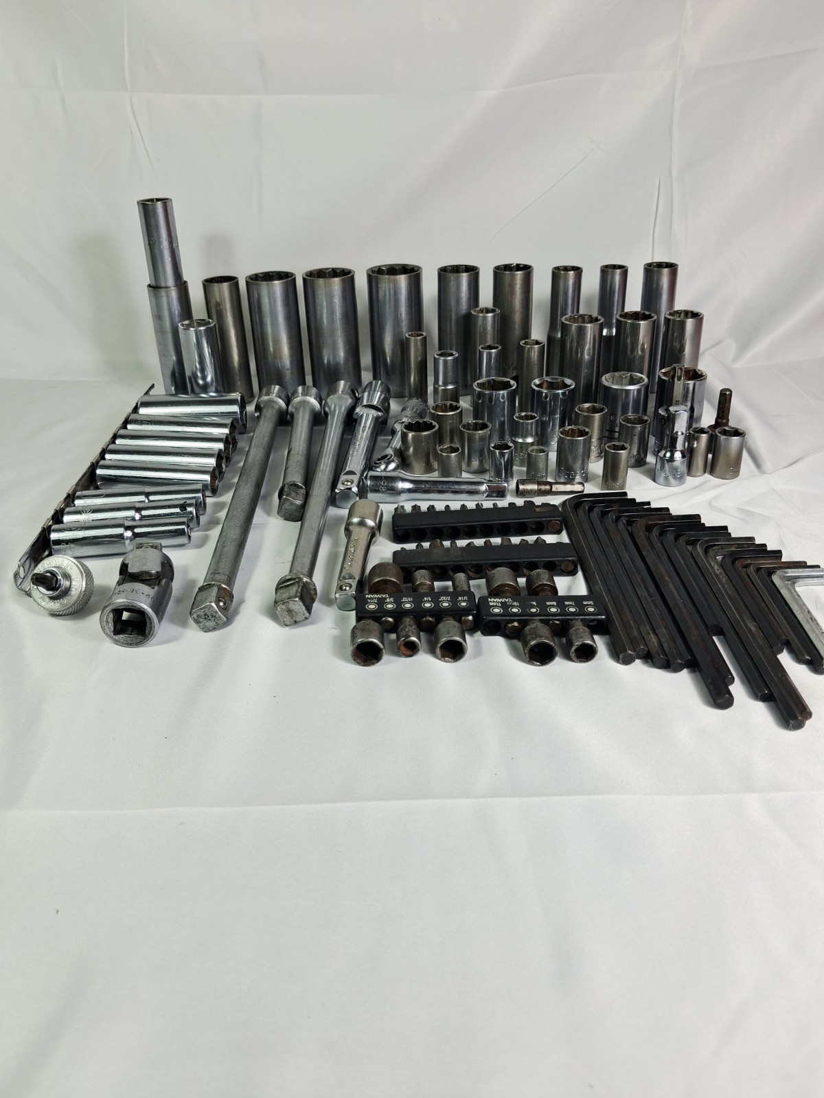 Large Mixed Socket Tool Lot Craftsman Crescent Deep Sockets Extensions Allen…