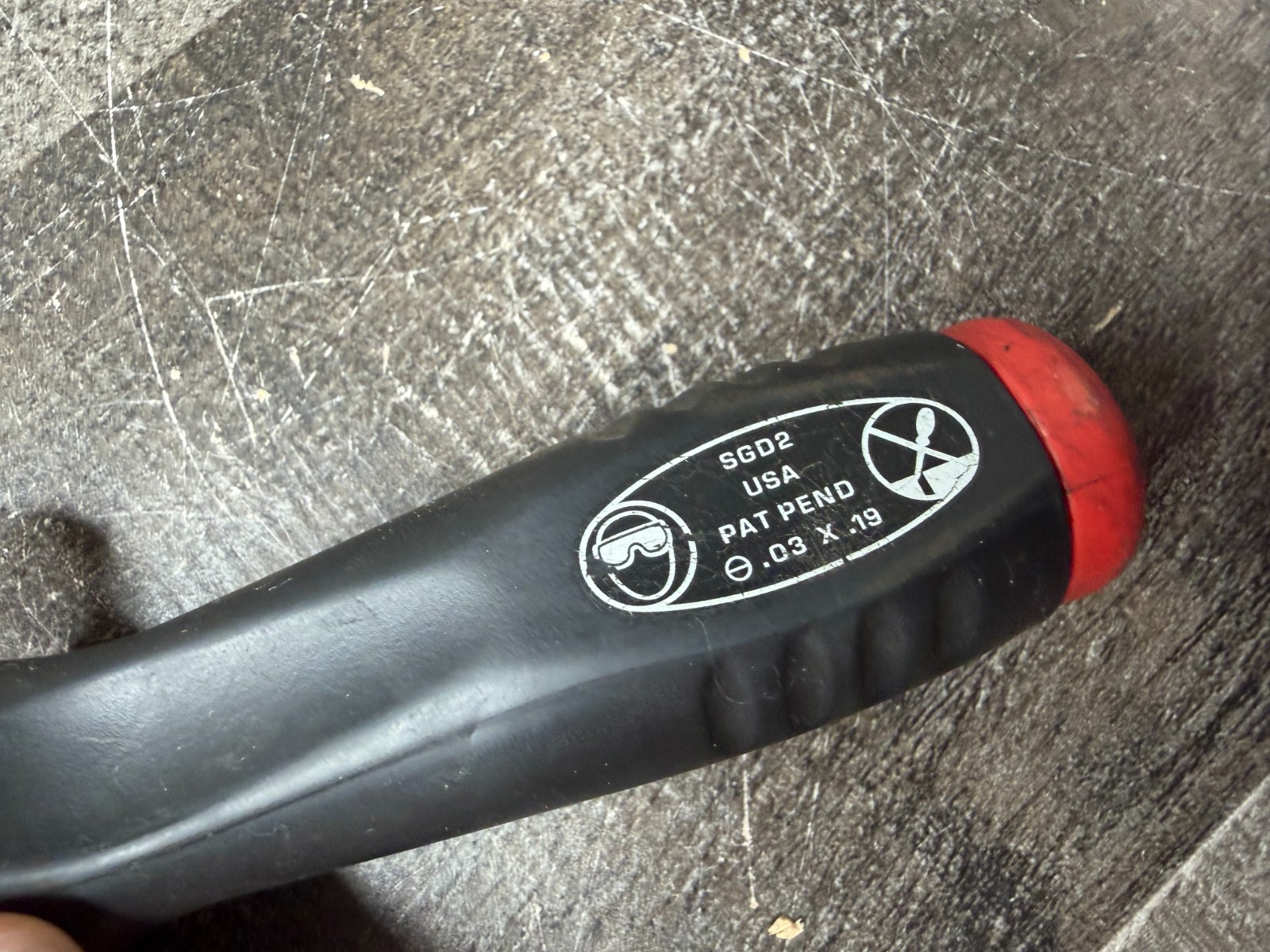 Snap-on SGD2 Flat Tip Slotted Screwdriver 7/32 Red Black Soft Grip Handle USA