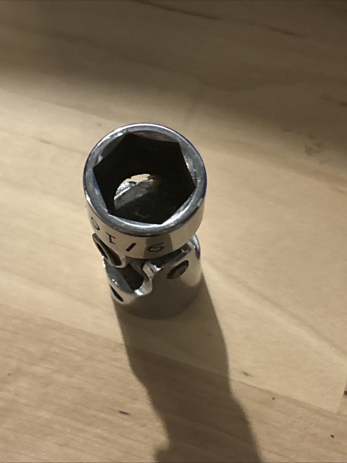 Mac Tools XU186 Universal Swivel Chrome Socket 9/16 SAE 3/8″ Drive 6 Point USA