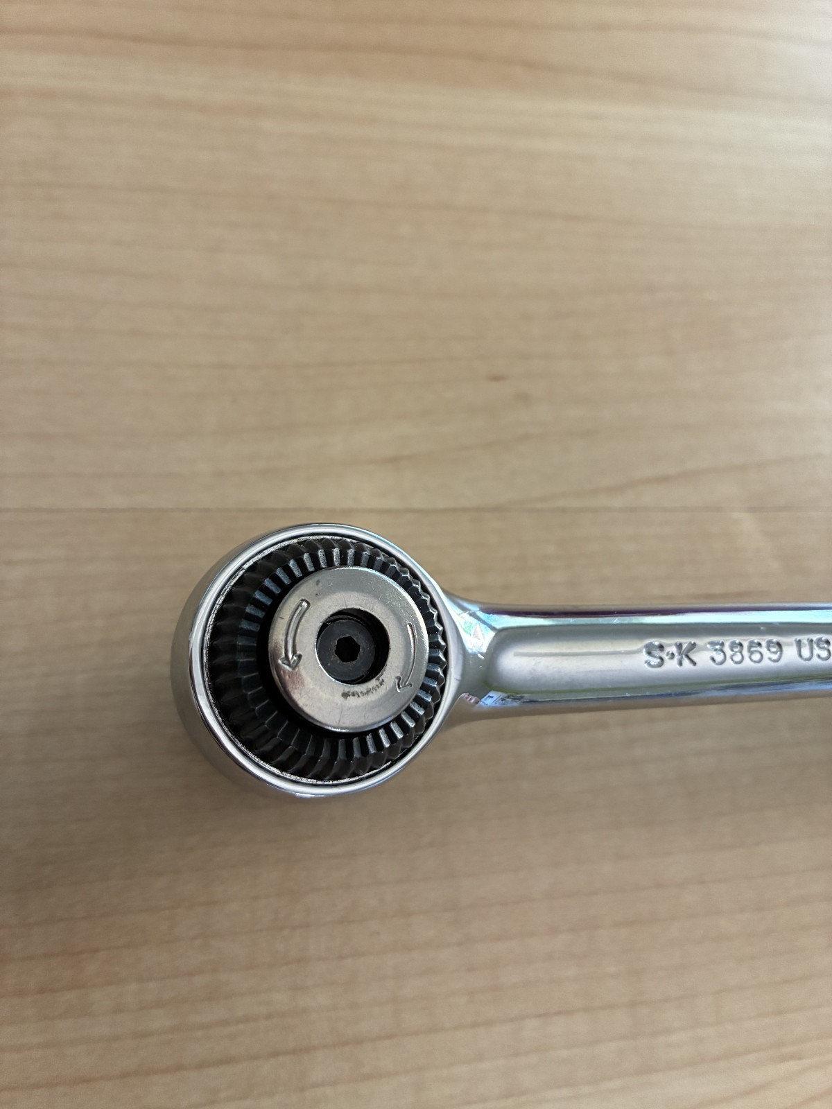 SK 3869 3/8″ Drive Fine Tooth Palm Control Angle Ratchet – Pre Owned