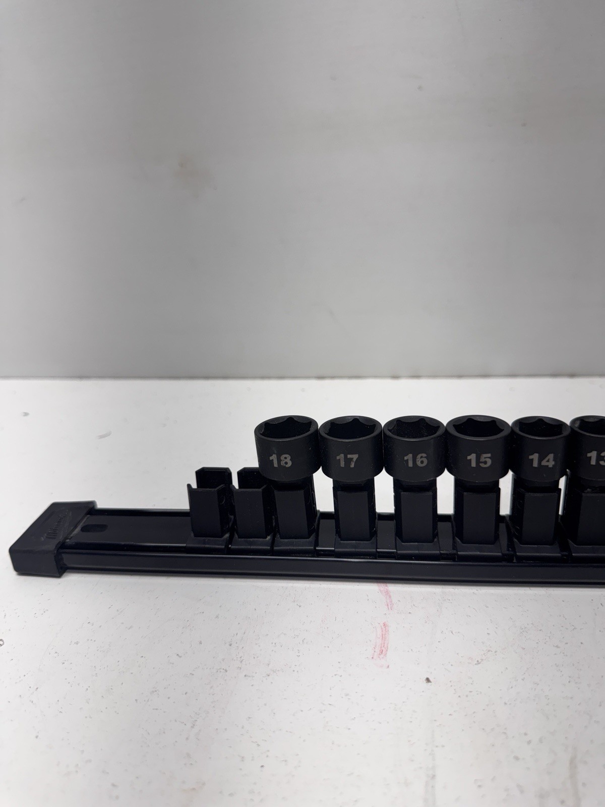 Milwaukee INSIDER Metric Socket Set 14pc – M12 Box Ratchet