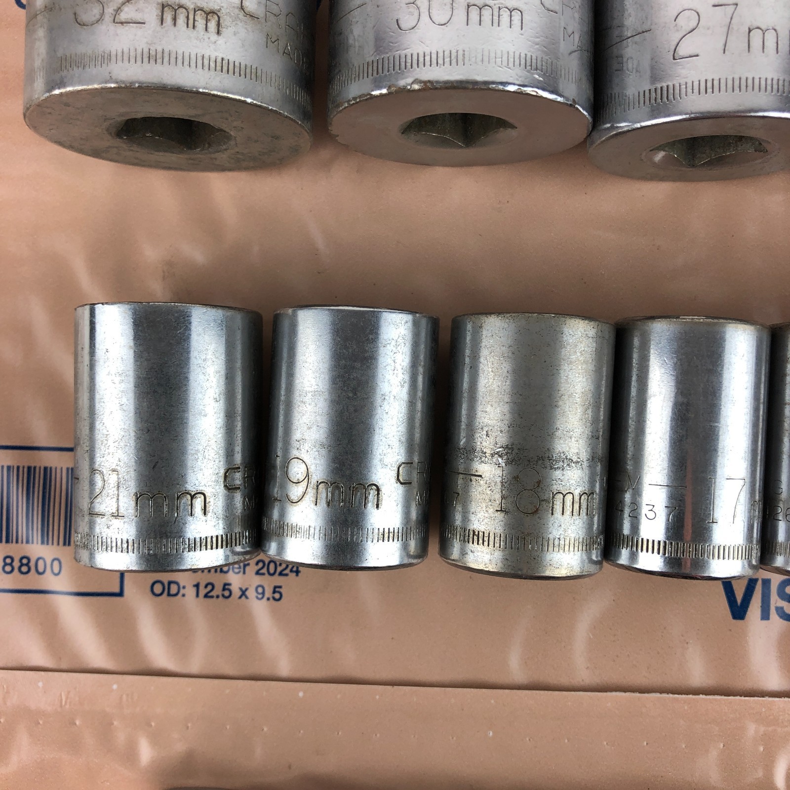 Craftsman USA Metric SAE Socket Set 12Pt 1/2 Dr Ratchet 14mm-24mm 7/16 to 1-1/8″