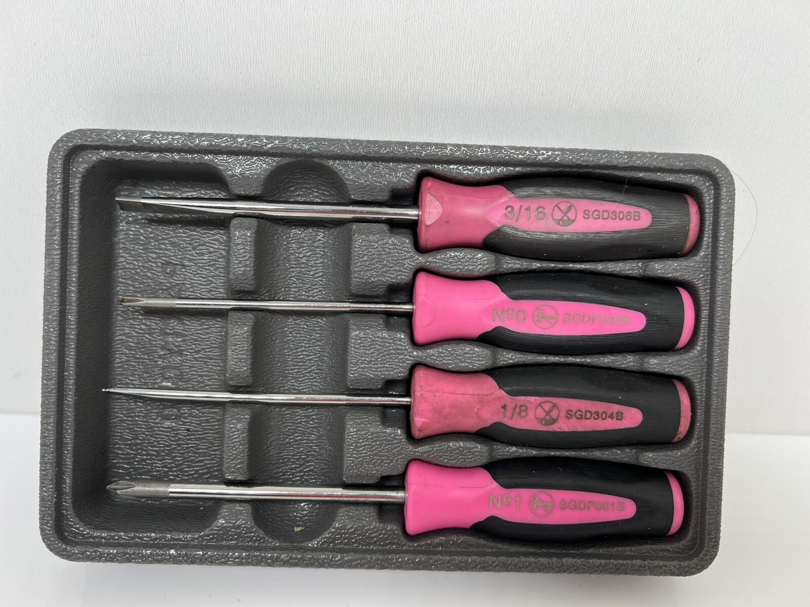 Set Of 4 Snap On Screw Drivers Sgdp301B Sgdp300B Sgd304B Sgd306B