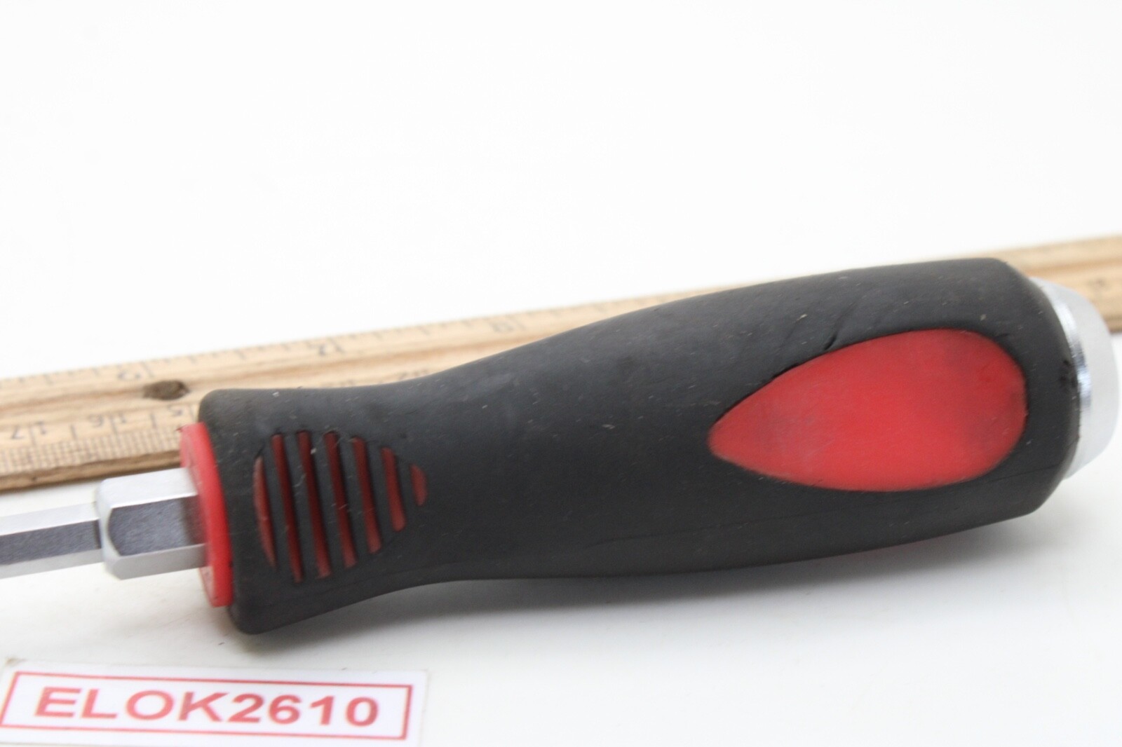 Unbranded #2 Phillips 4″ Shaft Red/Black Soft Grip Screwdriver