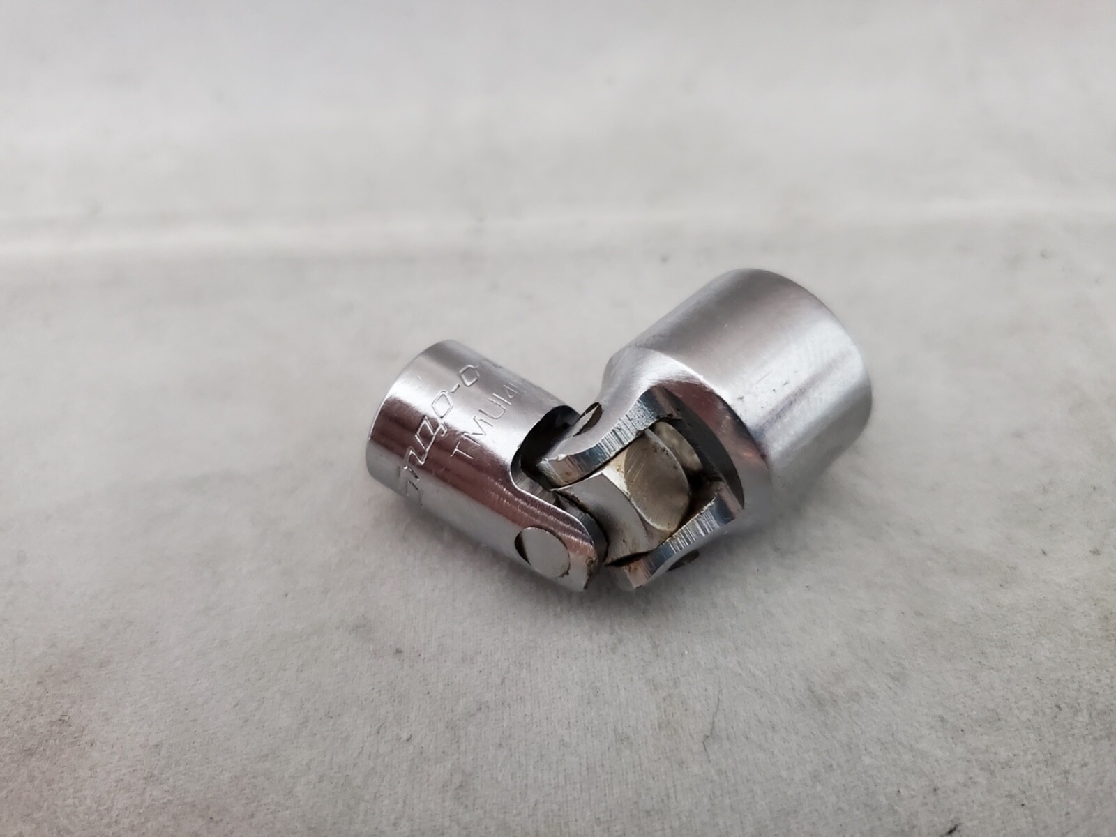 Snap On TMU141, 7/16″ Flank Drive Shallow Universal Socket, 1/4″ Dr 12 Pt