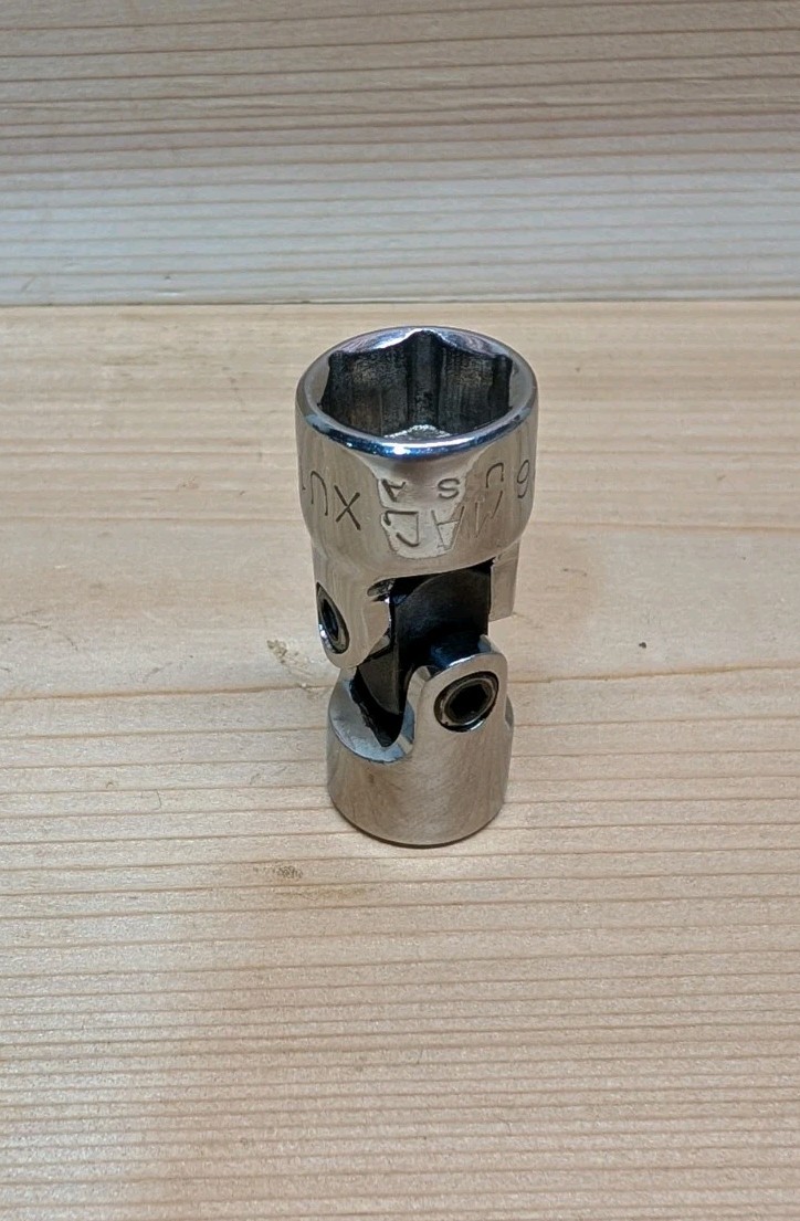 Mac Tools XU186R 9/16” Swivel Universal Socket 3/8” Drive 6 Point USA Excellent