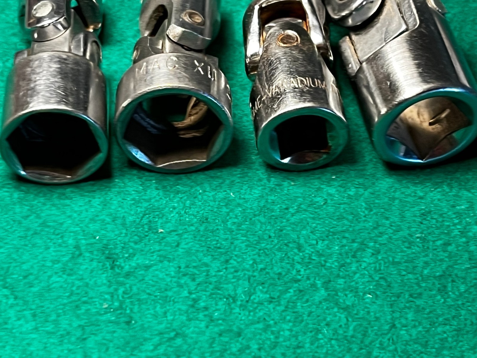 Mac XU226 3/8″ Drive 6 Point 11/16″ Universal Swivel Socket & 3 OTHERS.