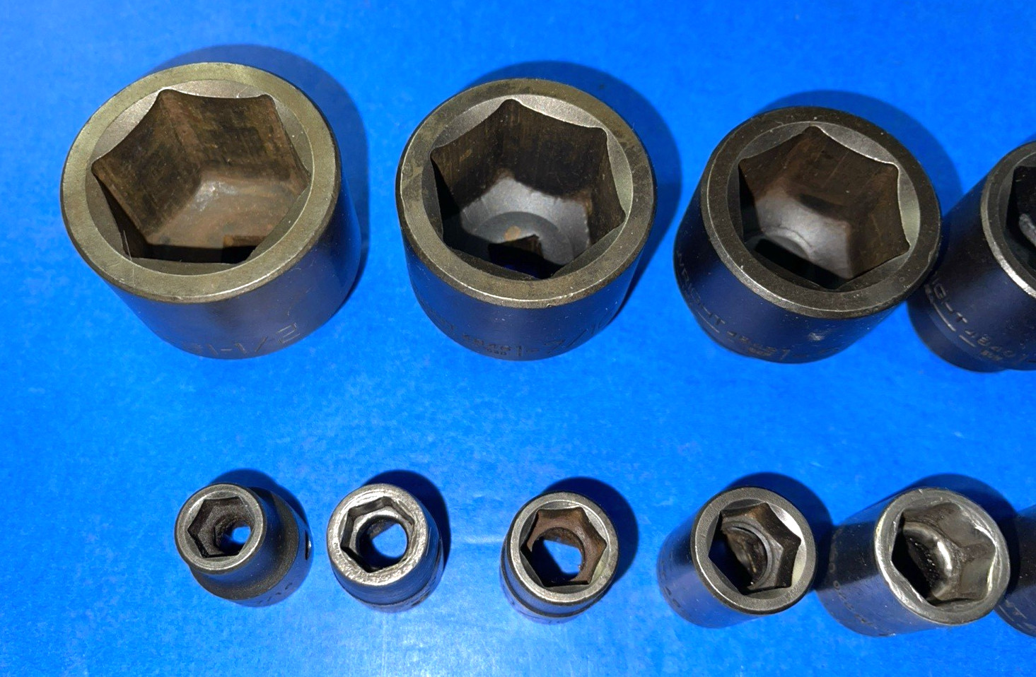 WRIGHT TOOLS 16 PIECE 1/2 DRIVE SAE. SHORT IMPACT SOCKET SET 7/16 TO 1-1/2