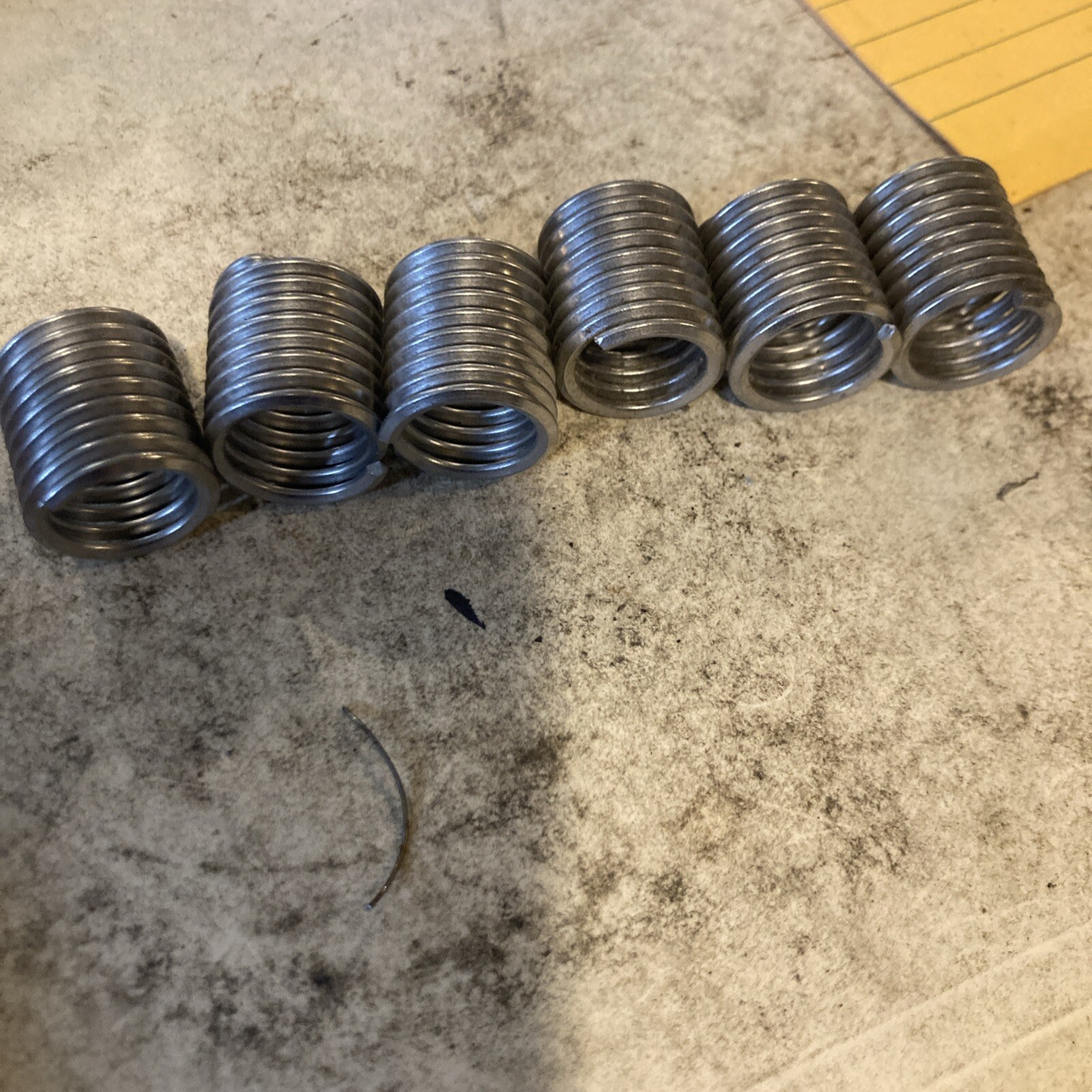 Helicoil Division R1185-10 5/8-11 Inch Coarse Inserts (r118510)