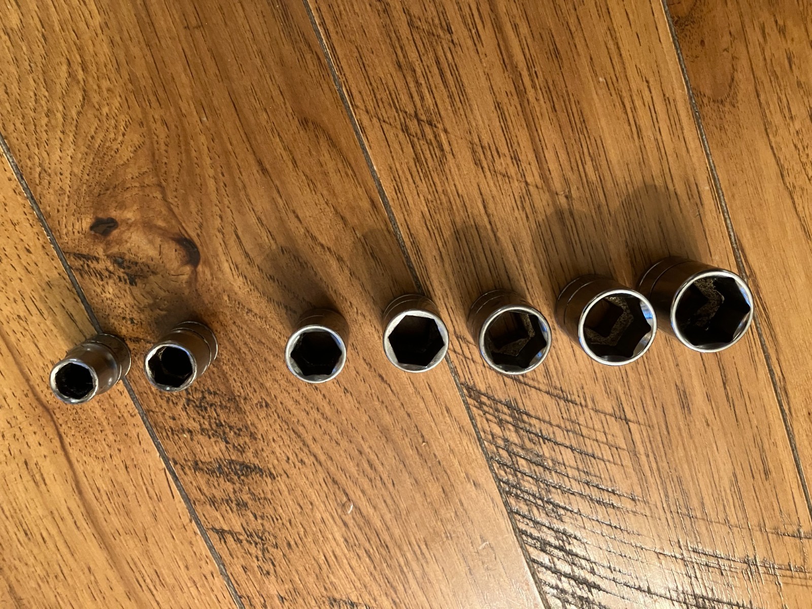 Benchtop 6point socket set 3/4, 11/16, 5/8, 9/16, 1/2, 7/16, 3/8