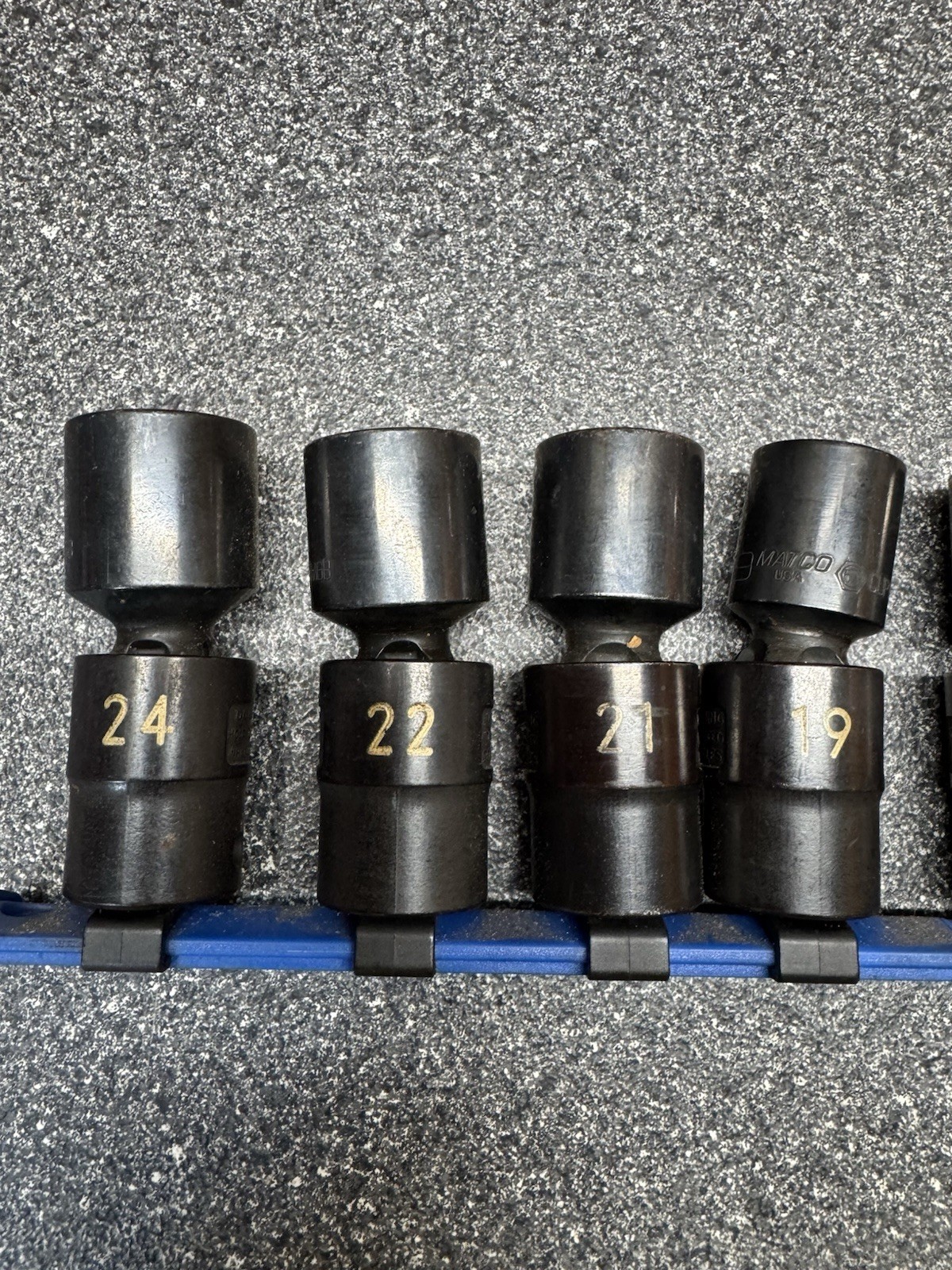 Cornwell BLUEPOWER 10pc Metric 1/2″ Drive Swivel Impact Socket Set (13-24mm) USA