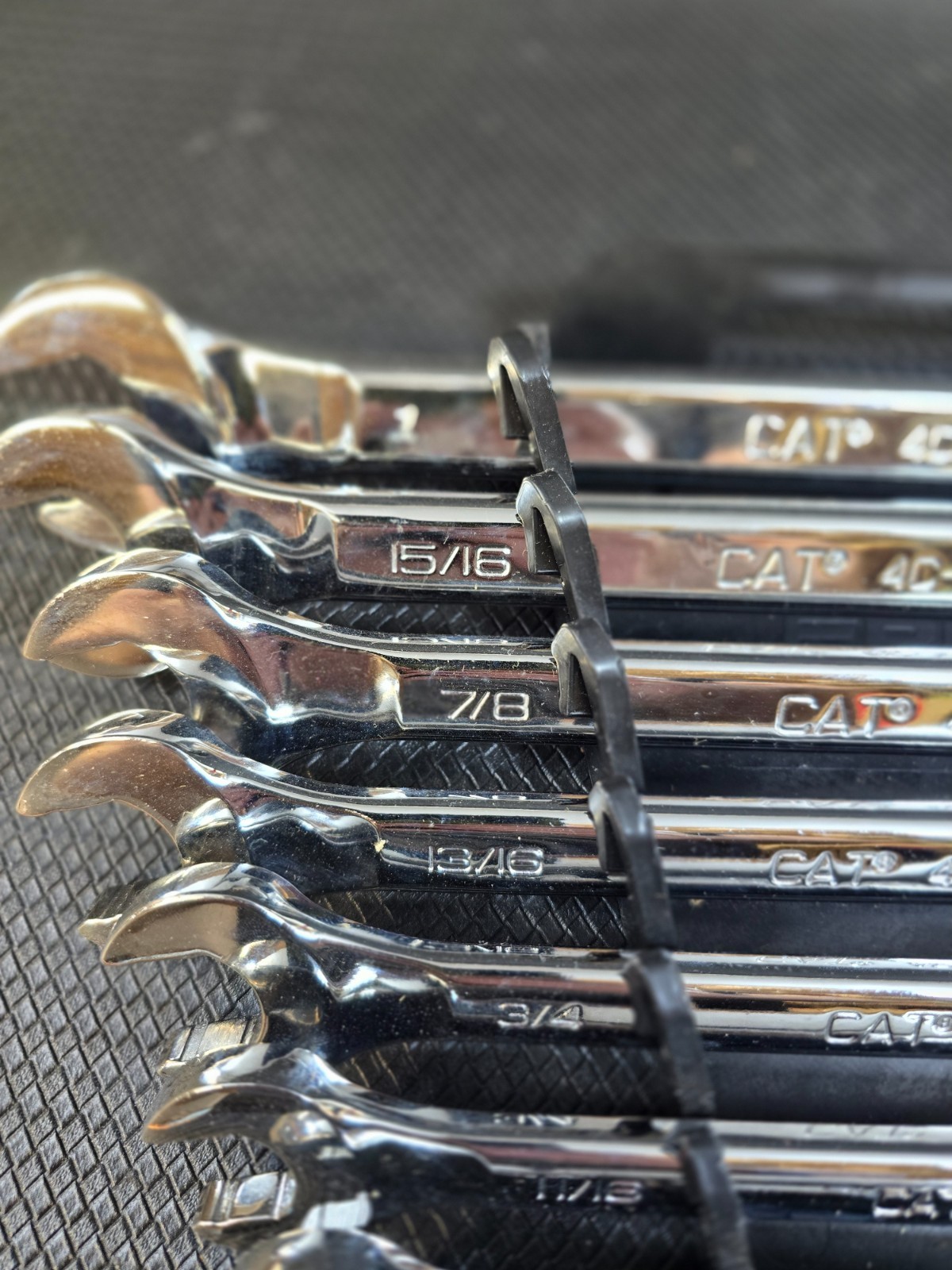 Cat USA Caterpillar 3/8″ to 1″ 14pc SAE Open Combination 11pc Wrench Set 4C-9600