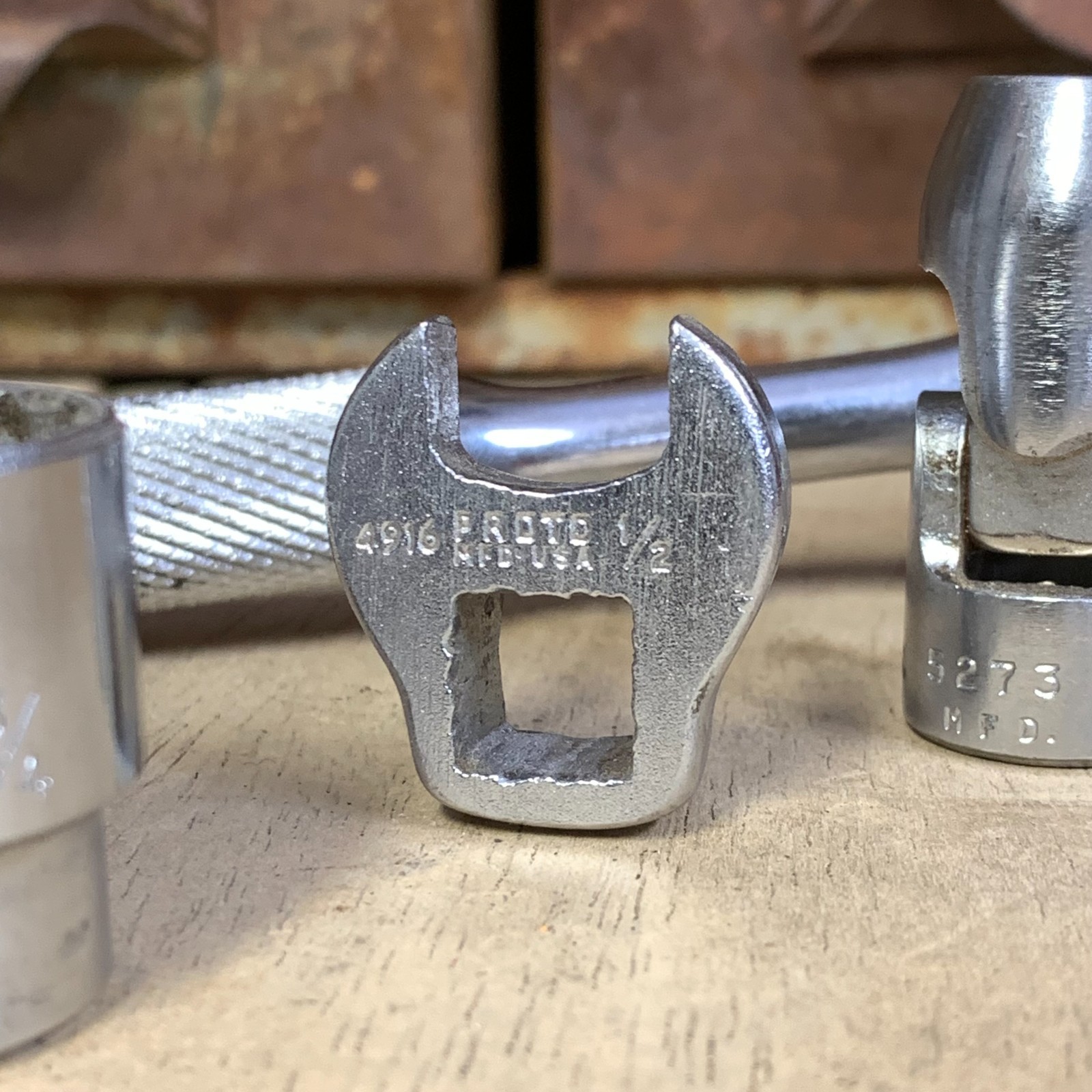 Nice – PROTO 5249 3/8″ drive ratchet & 3 Sockets & 1 Crows Foot – vintage