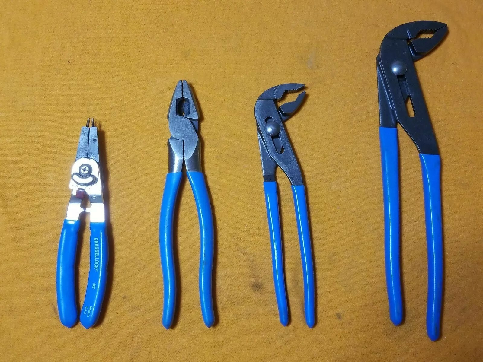 1 SET OF 4 CHANNELLOCK PLIERS, SP RING- GROOVE – LINEMAN -GRIPLOCK TONGUE PLIERS
