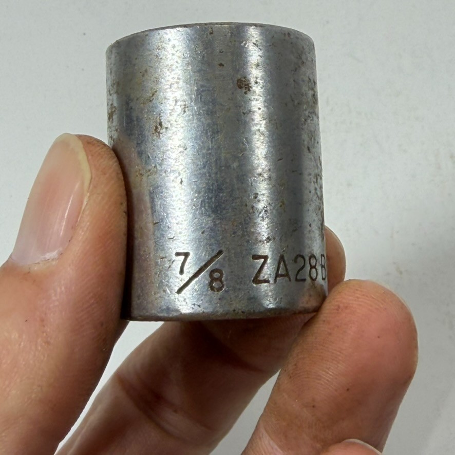 Vintage Bon-E-Con USA 1/2″ Drive 7/8″ 12-Point Socket ZA28