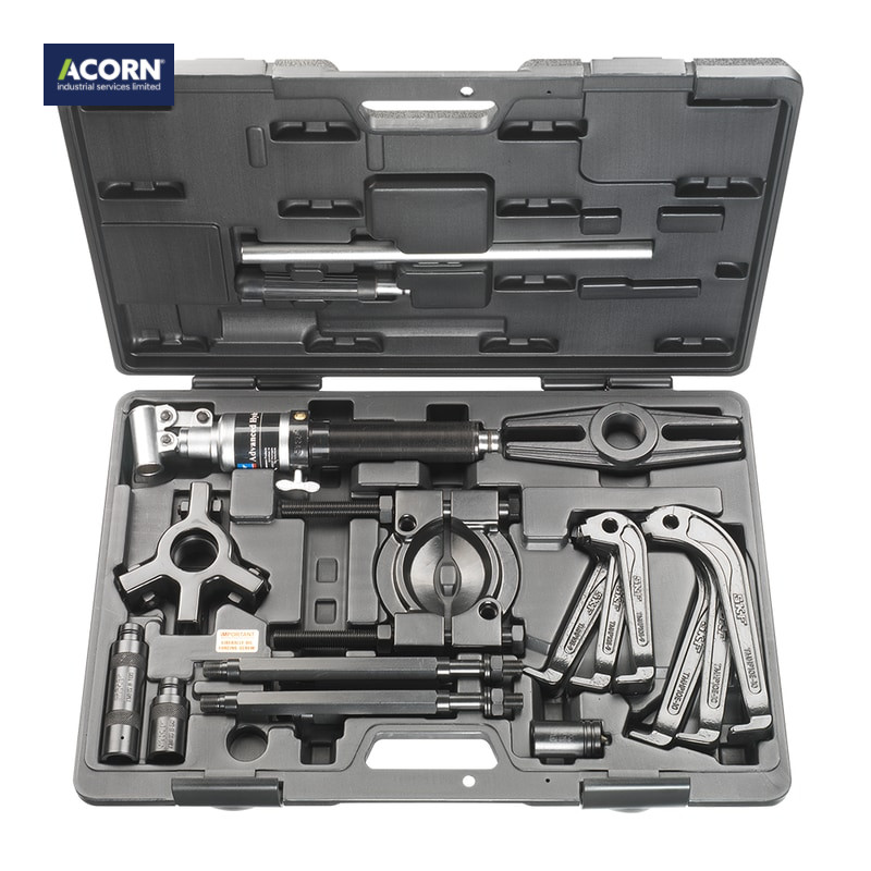 TMHC 110E SKF Hydraulic puller kit maximum reach of 9.8 in.