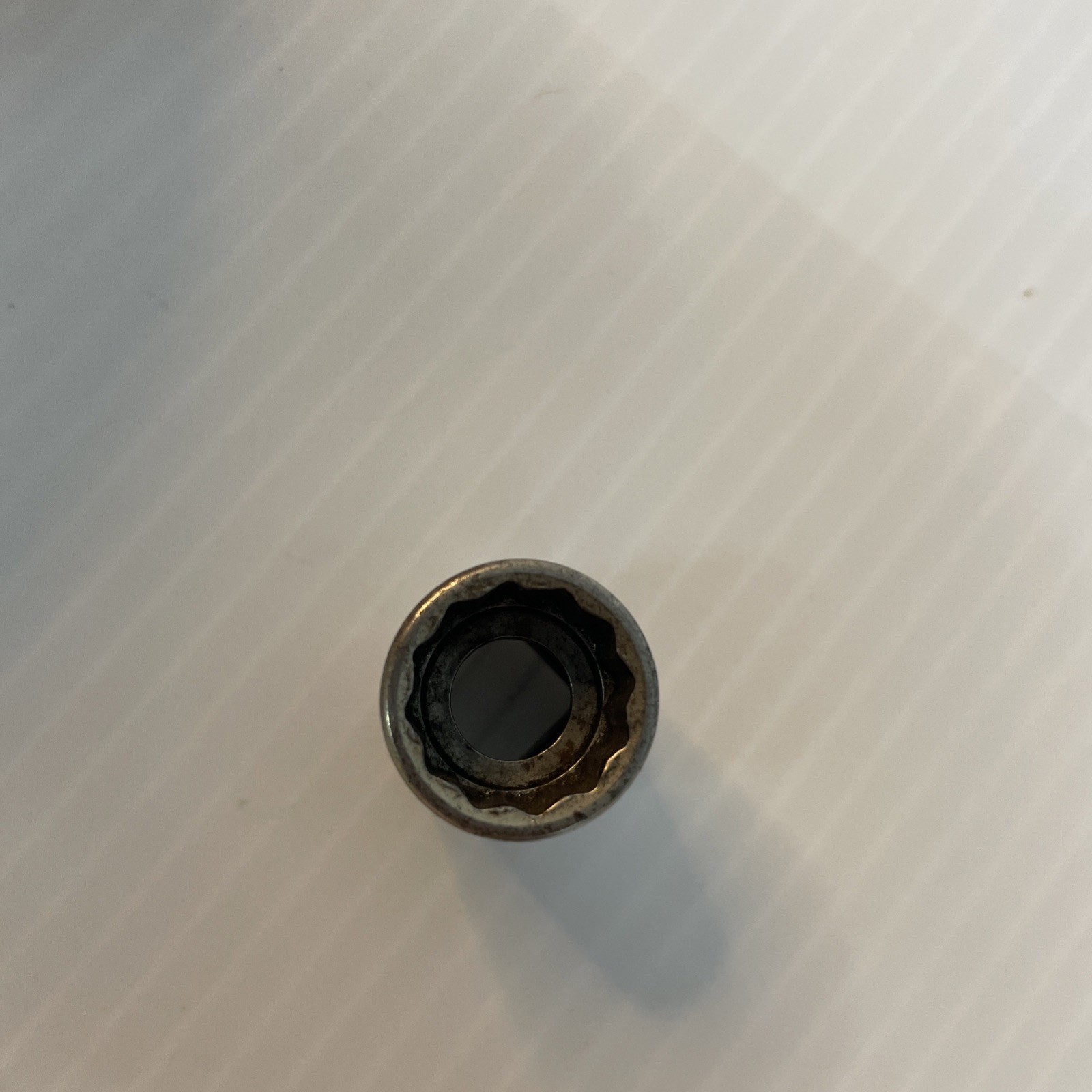 Snap On F161 3/8″ Drive 12-Point SAE 1/2″ Flank Drive Shallow Socket