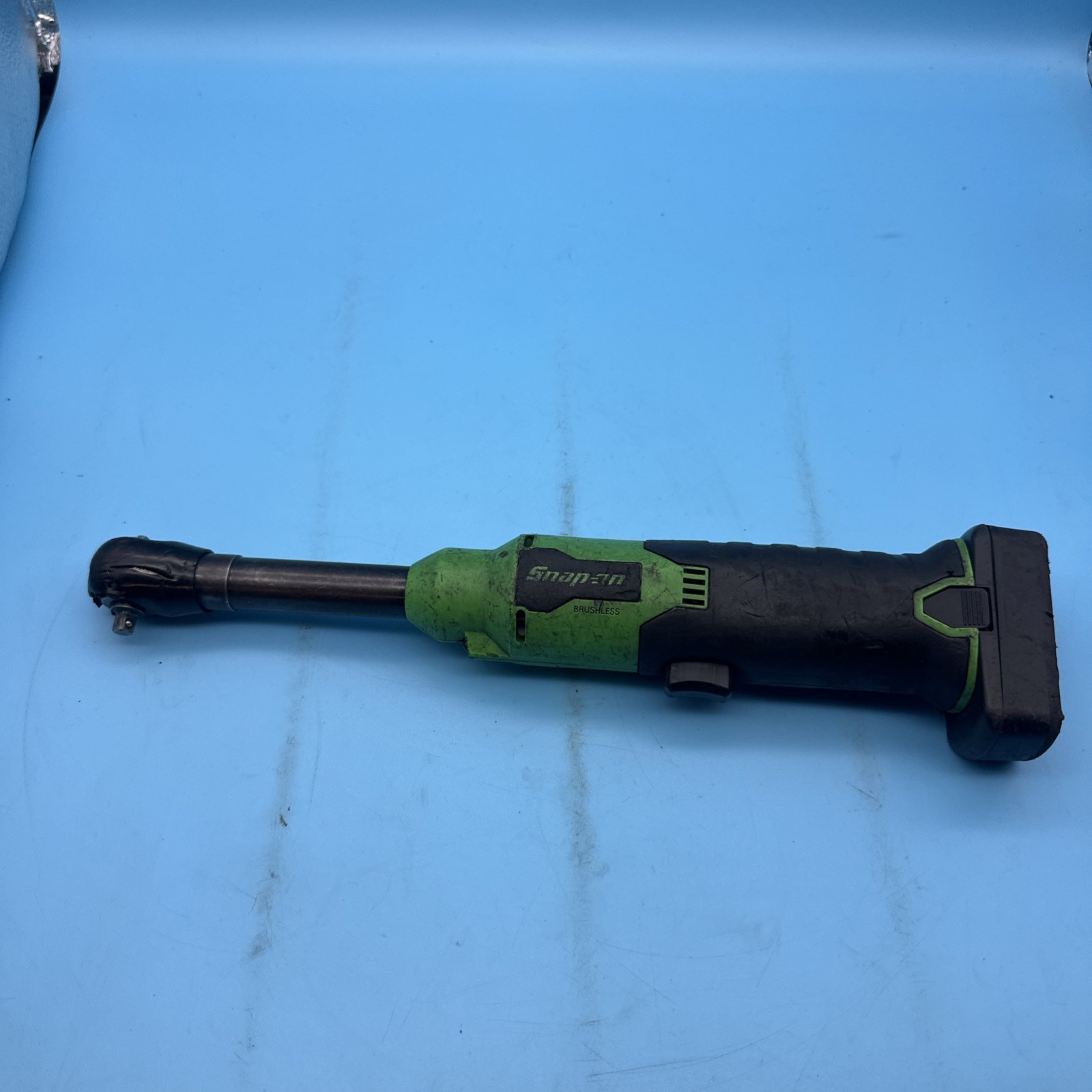 Snap-on CTR817G 1/4″ 14.4V MicroLithium Cordless Long Neck Ratchet *Pre Owned*