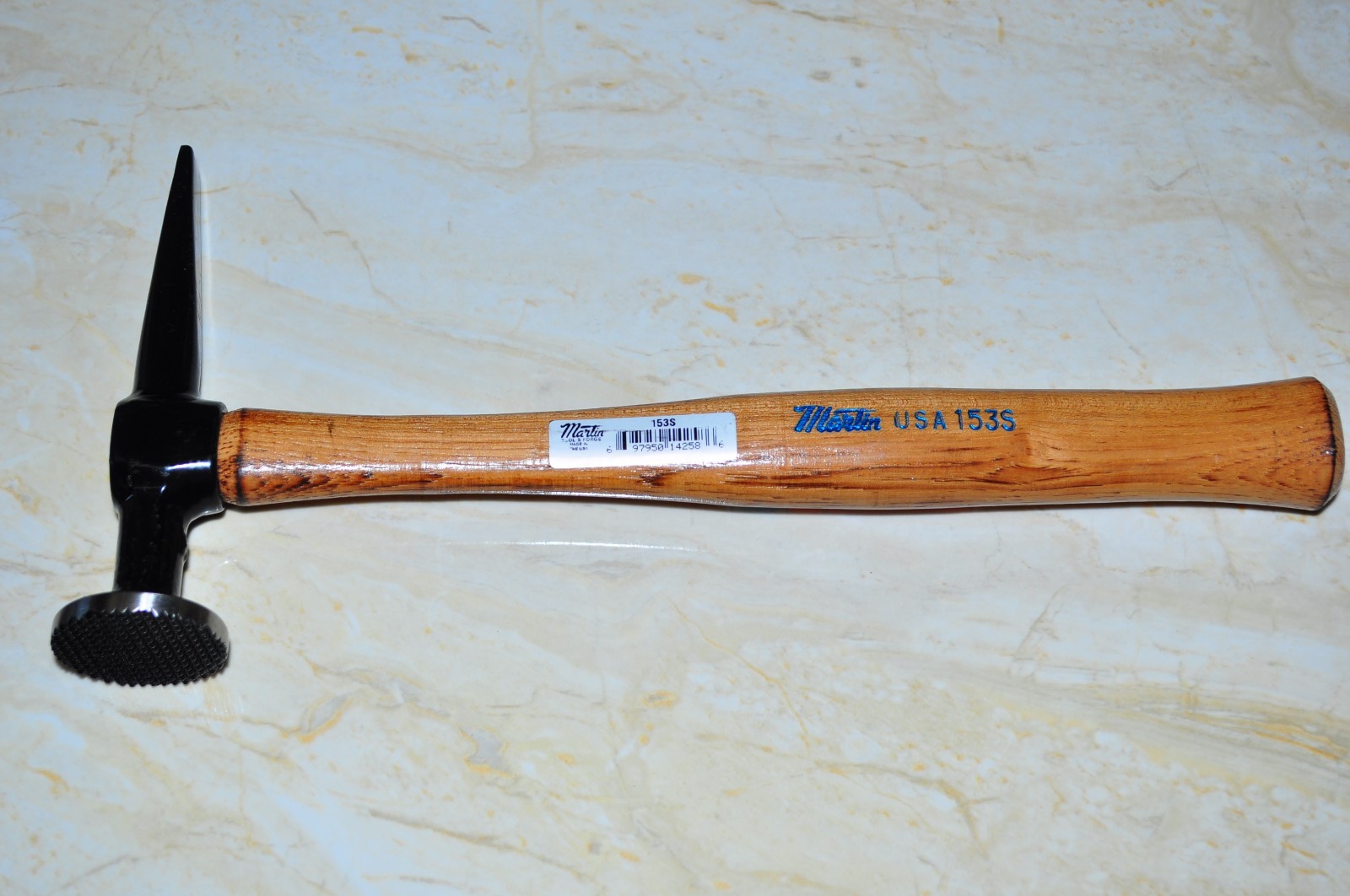 AUTO BODY SHRINKING HAMMER WITH CHISEL HEAD WOOD HANDLE MARTIN153S MADE IN USA